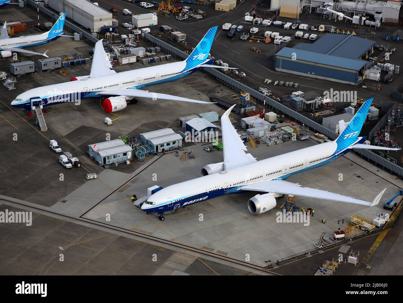Vista aerea di Boeing 777X aerei parcheggiati presso il King County International Airport-Boeing Field di Seattle, Washington, U.S, 1 giugno 2022. REUTERS/Lindsey Wasson Foto Stock