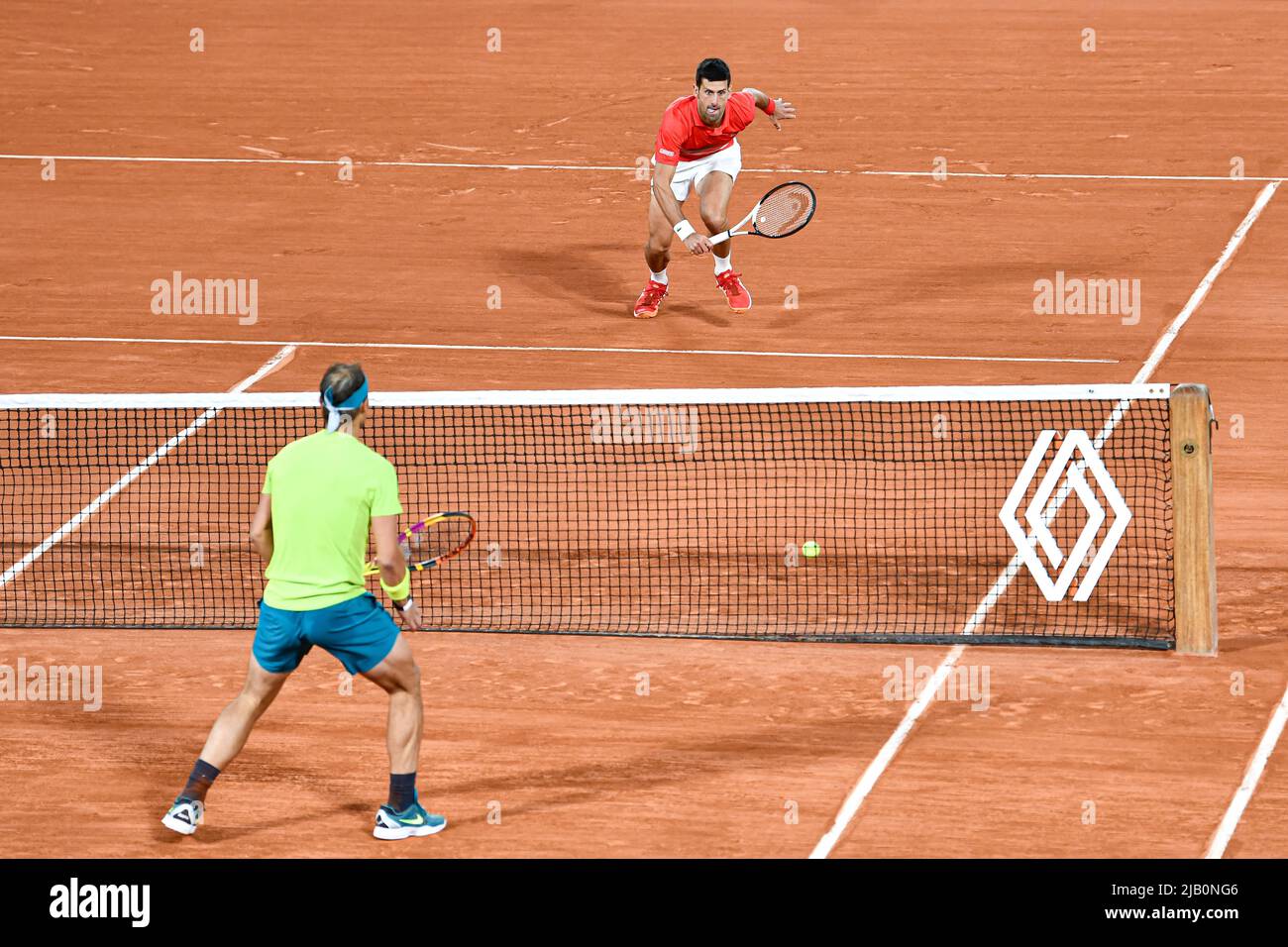 Parigi, Francia. 31st maggio 2022. Novak Djokovic di Serbia durante la semifinale dell'Open Francese contro Rafael Nadal, torneo di tennis Grand Slam il 31 maggio 2022 allo stadio Roland-Garros di Parigi, Francia - Credit: Victor Joly/Alamy Live News Foto Stock