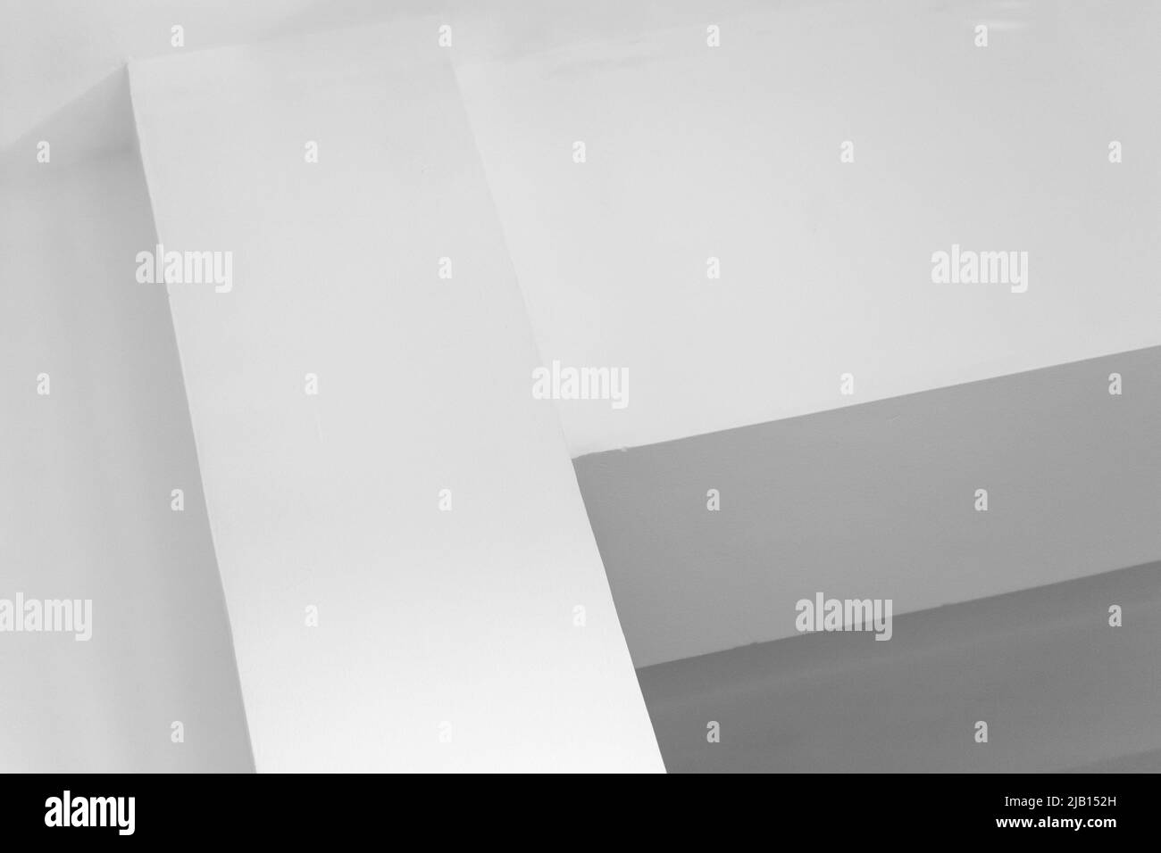 Astratto bianco minimo sfondo interno con angoli e nicchia, foto architettonica Foto Stock
