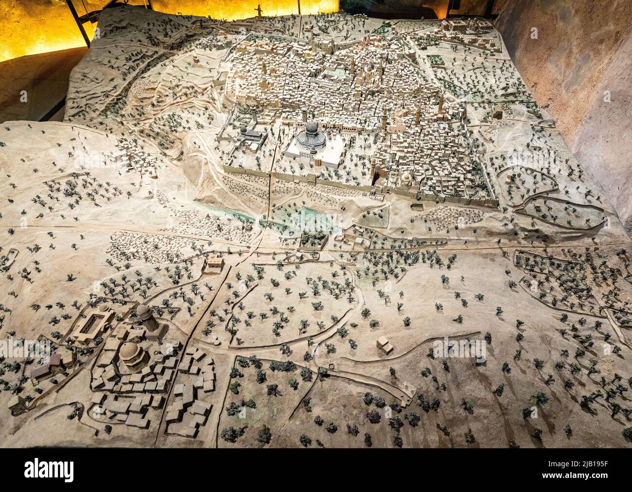 Gerusalemme, Israele - 12 ottobre 2017: Modello esemplare dell'antica Città Santa e del Monte del Tempio esposto nella cittadella di Davide a Gerusalemme Foto Stock