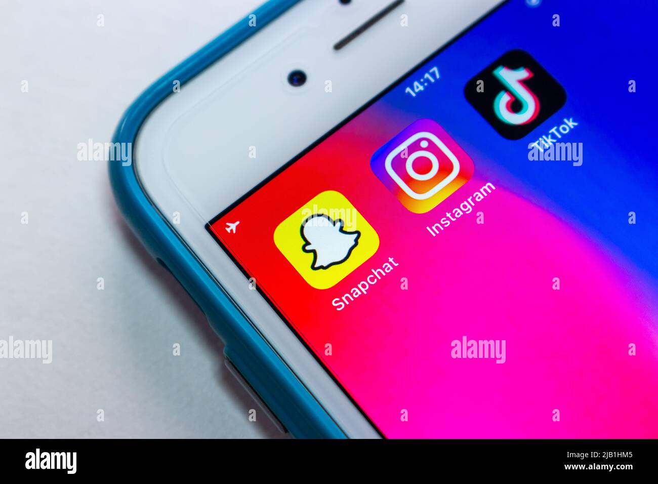 Kumamoto, GIAPPONE - Giu 8 2021 : applicazioni Snapchat, Instagram e TikTok su iPhone. Le app più diffuse nella generazione Z (Gen Z) negli utenti di social media mobile degli Stati Uniti Foto Stock
