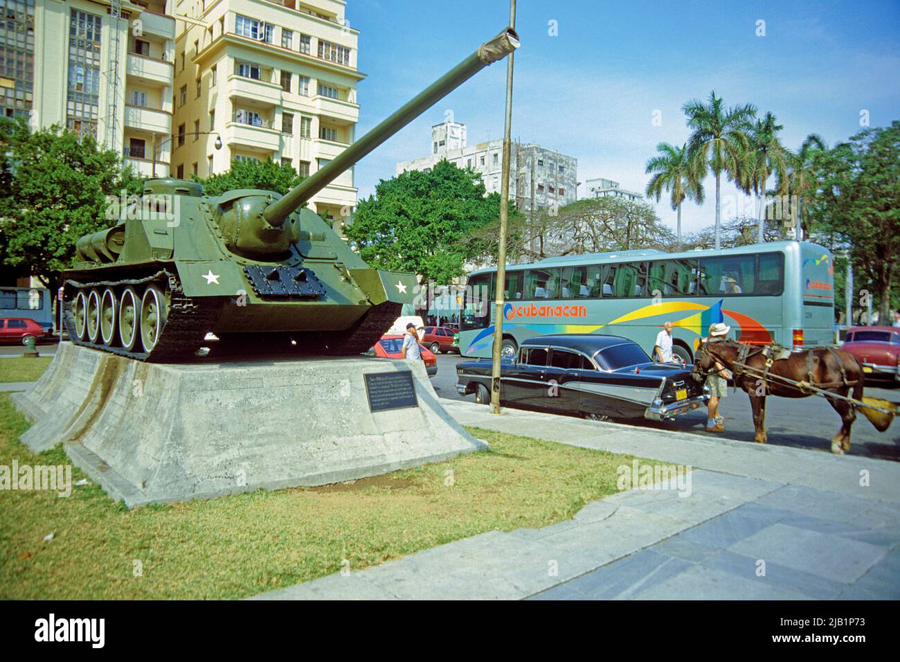 Tank al Museo de la Revolucion, museo a Plaza de la Revolucion, l'Avana, Cuba, Caraibi Foto Stock