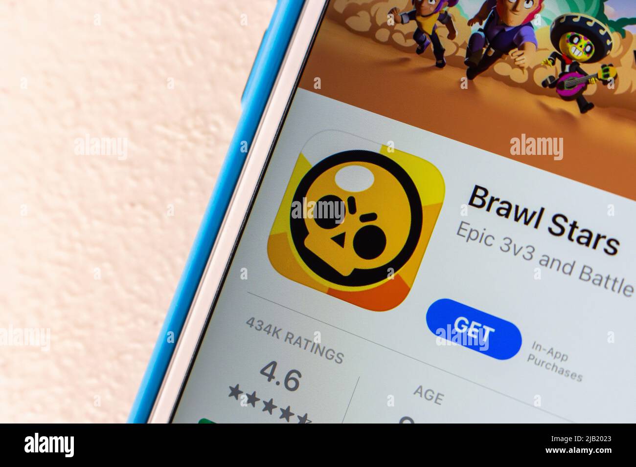 Logo Brawl Stars, arena di battaglia online multiplayer e 3rd persona eroe sparatutto video gioco da Supercell, azienda finlandese di videogiochi, in App Store su iPhone Foto Stock