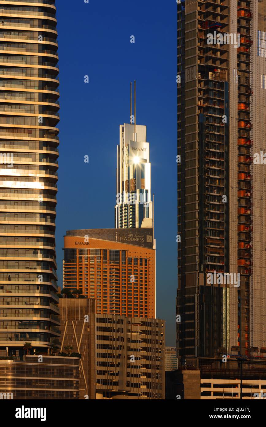 Panorama, Dubai, Wolkenkratzer, , moderne Architektur, Atemberaubende Aussicht auf die Skyline mit Hochhäuser, Skyscraper, Alberghi in Finanzzentrum Foto Stock