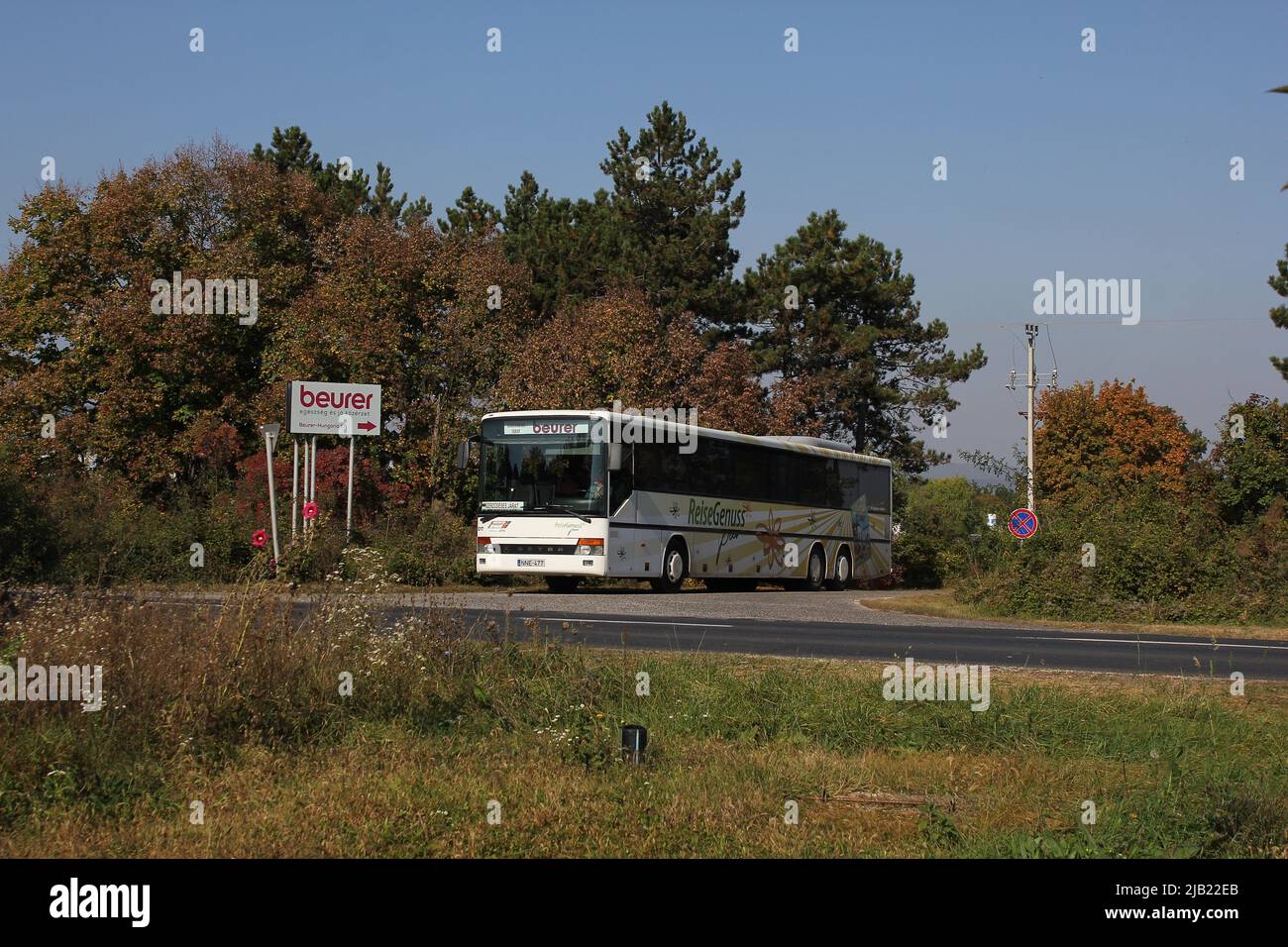 Bus a tre assali Foto Stock