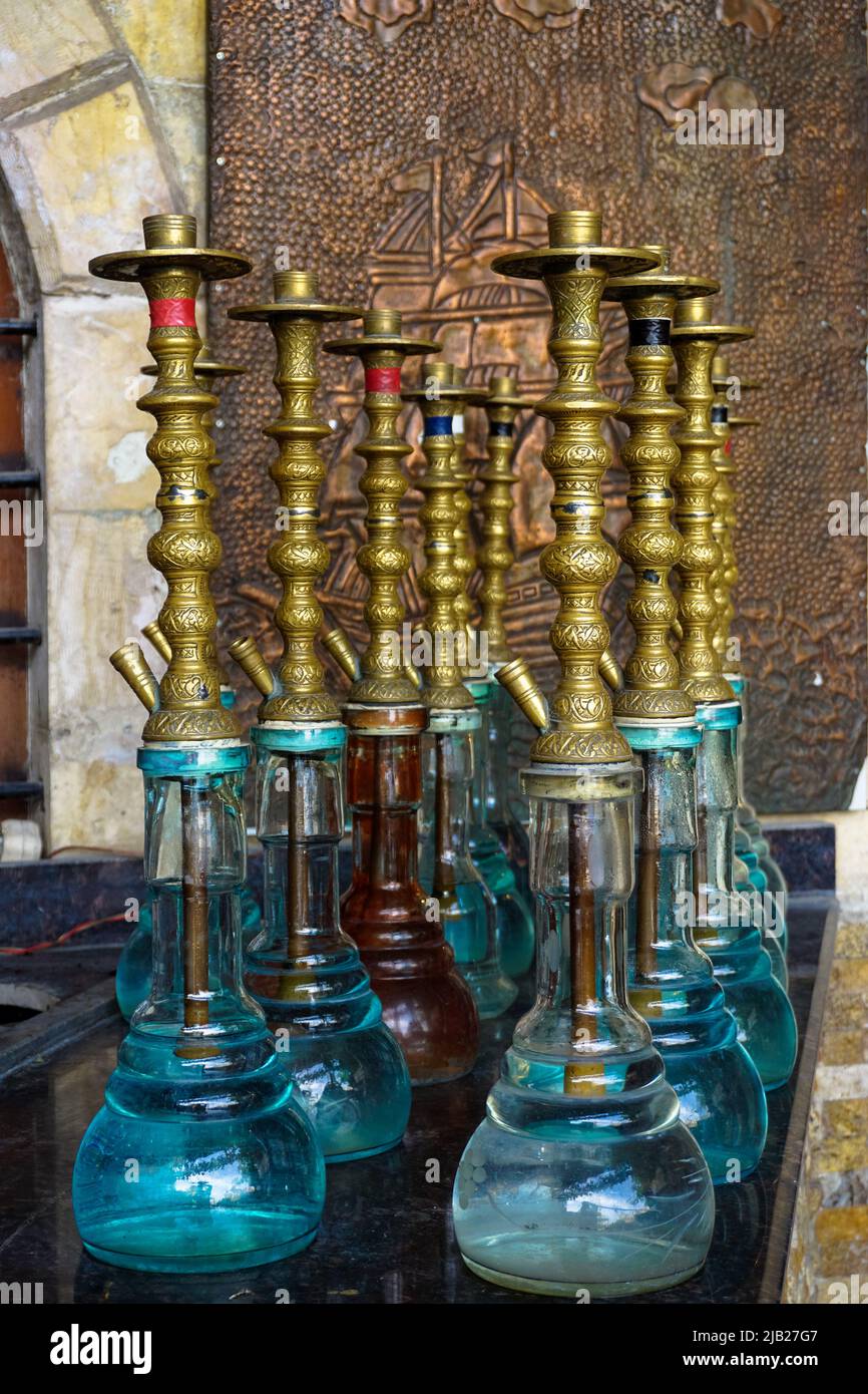 Vista ravvicinata del tradizionale hookah turco Foto Stock