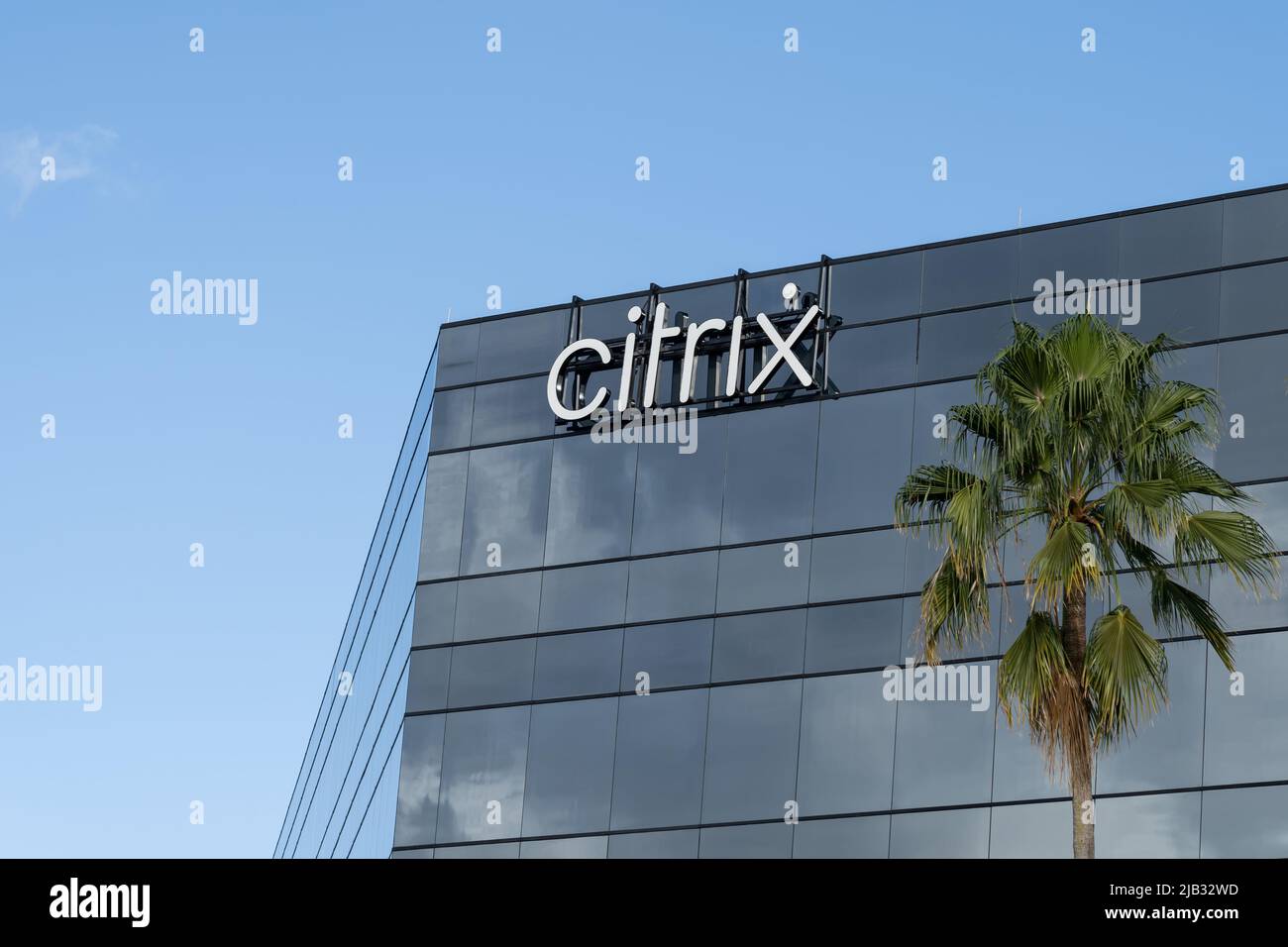 Fort Lauderdale, FL, USA - 2 gennaio 2022: Citrix Systems firma sul loro edificio sede centrale a Fort Lauderdale, FL. Foto Stock