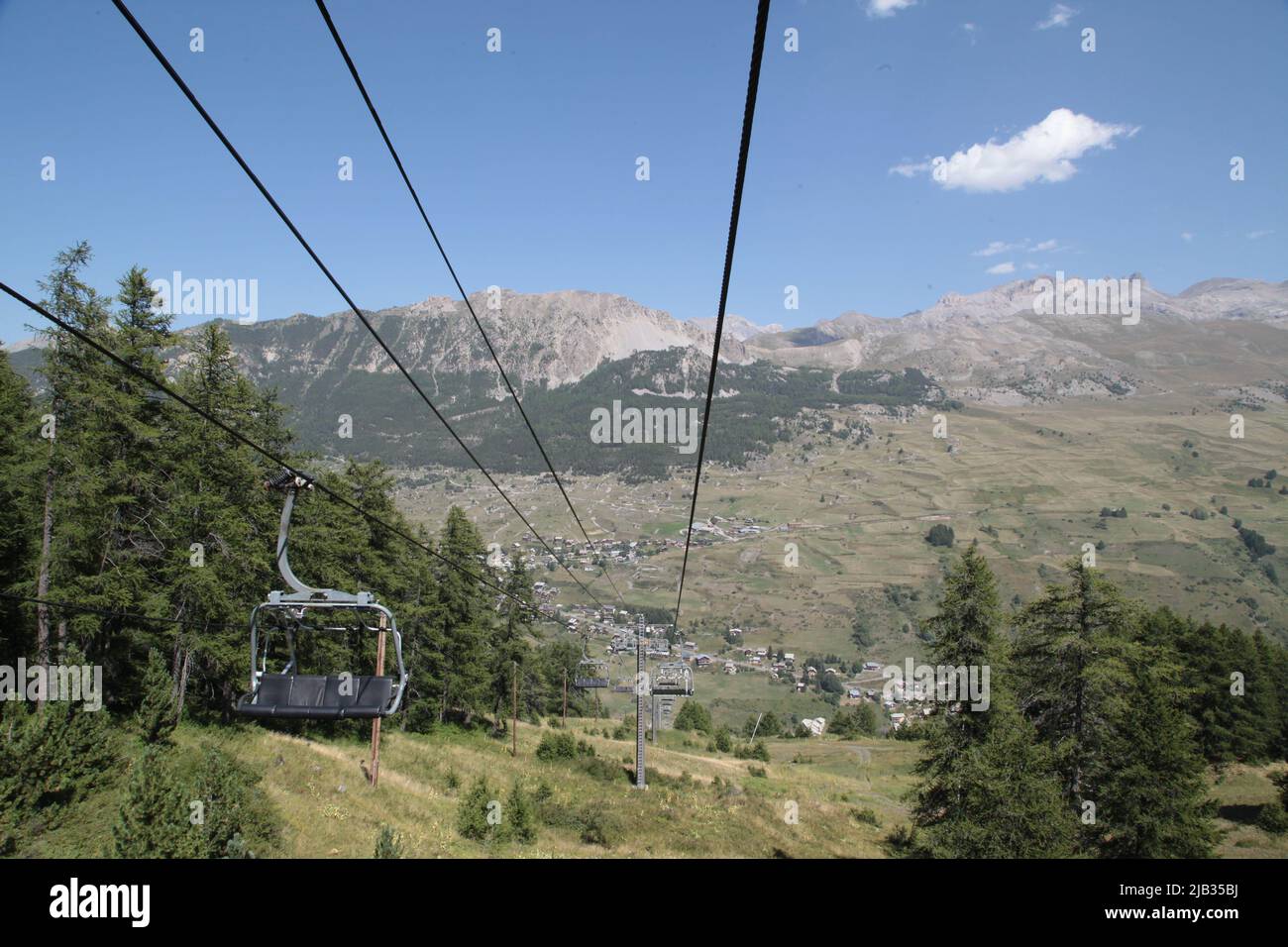 Vars Sainte-Marie et Sainte-Catherine vue d'en haut Foto Stock