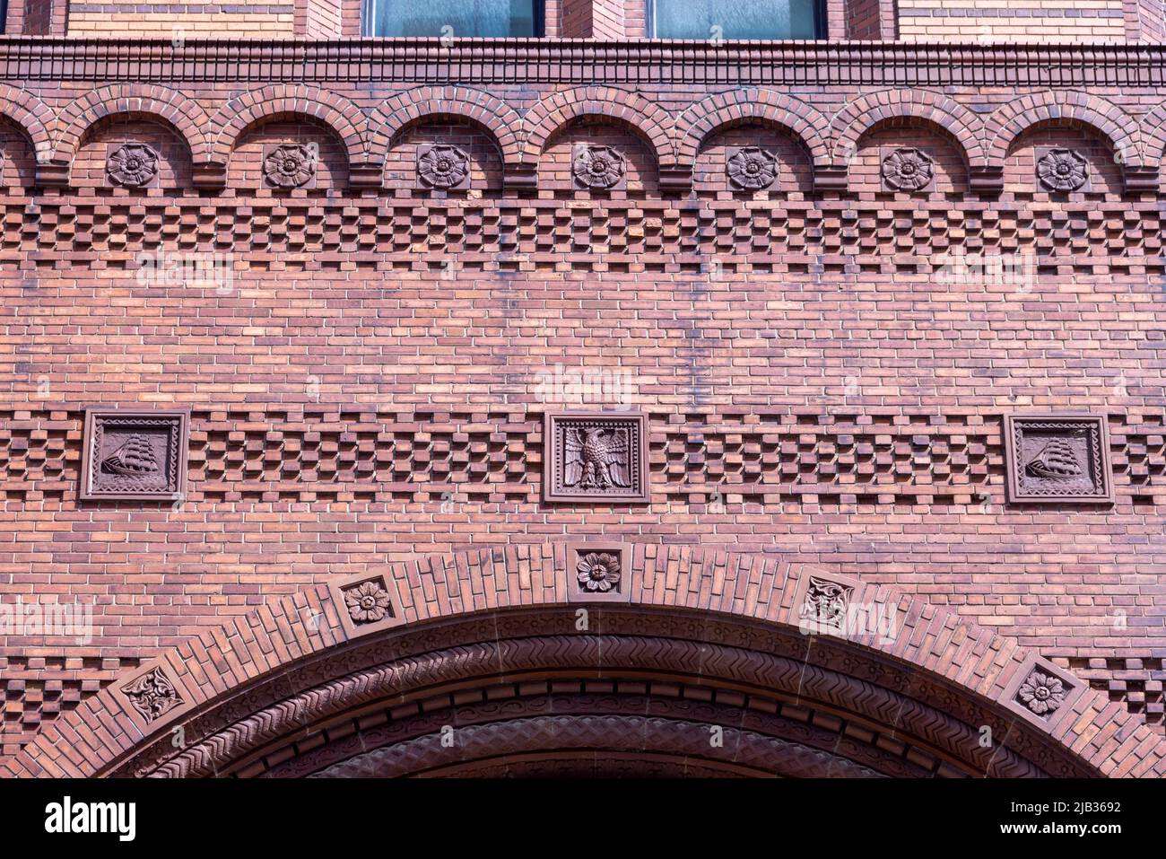 Dettaglio di mattoni, la Boji Tower, conosciuta anche come Michigan National Bank Building, Lansing, Michigan, USA Foto Stock