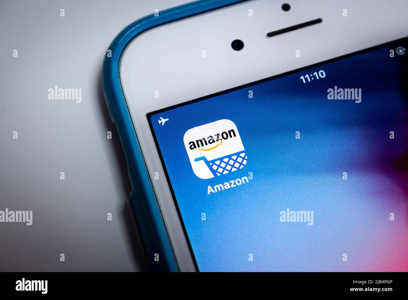 Kumamoto, Giappone - Agosto 3 2020 : applicazione Amazon isolata su iPhone. Amazon.com, Inc. È una multinazionale statunitense con sede a Seattle, Washington. Foto Stock