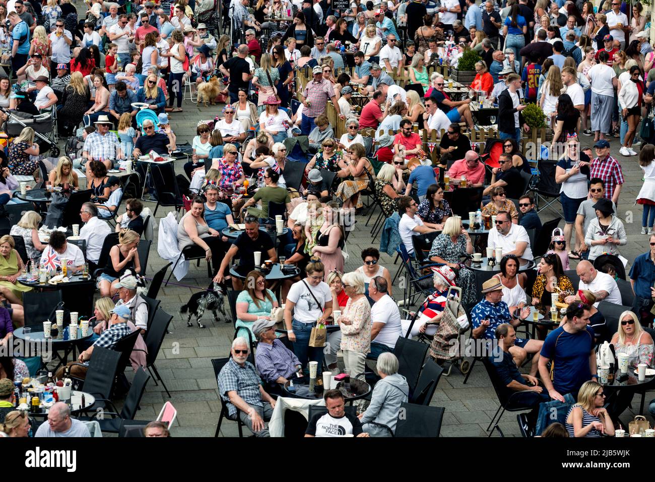 Le celebrazioni del Giubileo del platino della regina in Market Place, Warwick, Warwickshire, Regno Unito Foto Stock