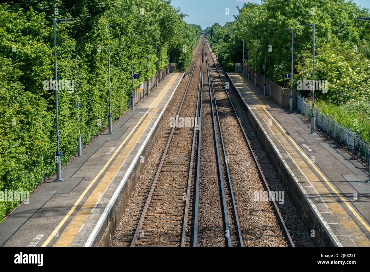 Londra, dover, linea ferroviaria, Bekesbourne, stazione, linea retta lunga, Kent, Inghilterra Foto Stock