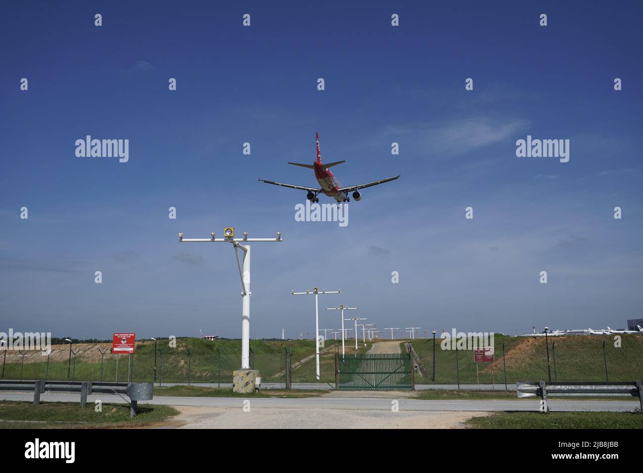 luci della guida di atterraggio dell'aeroporto Foto Stock