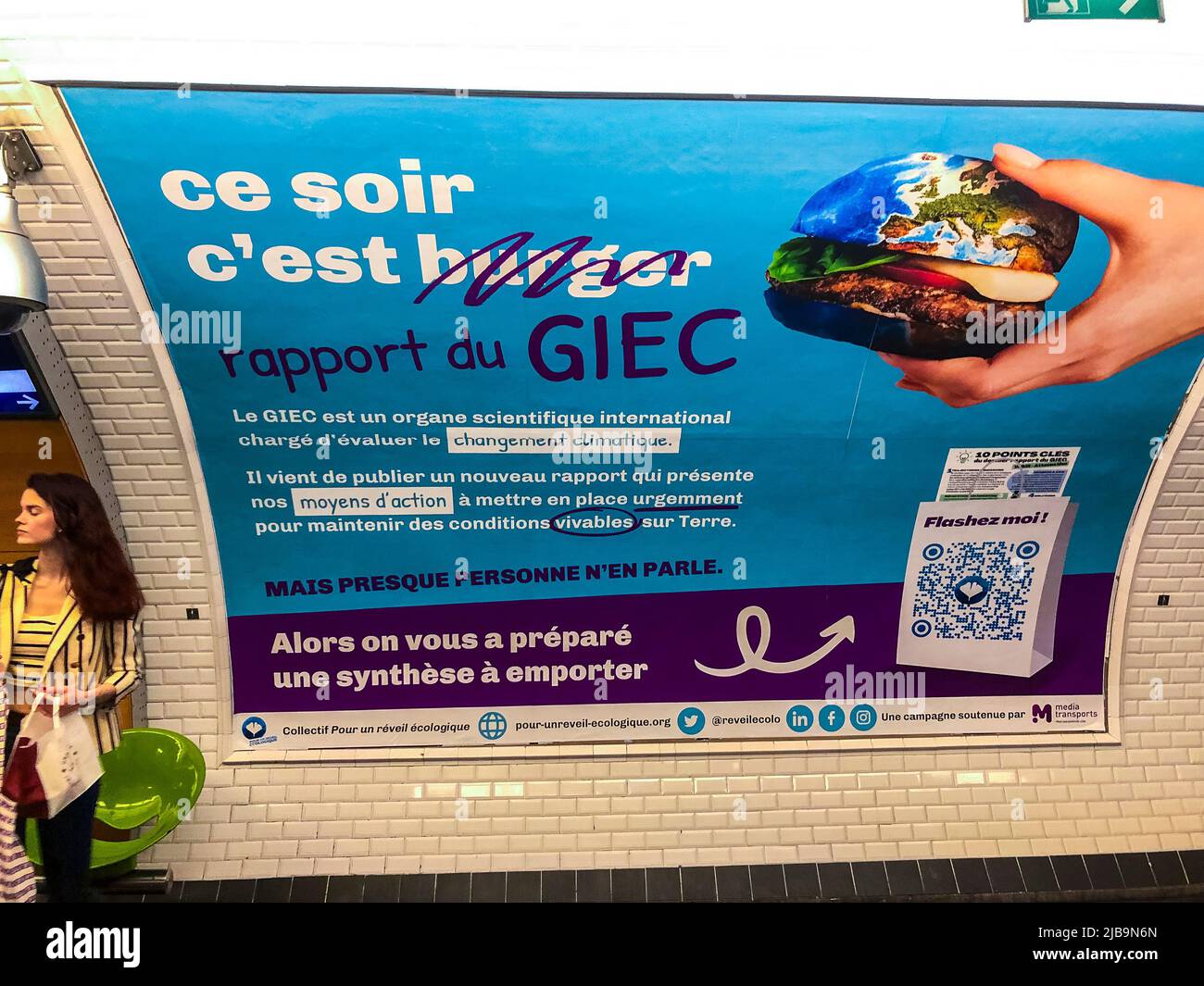 Parigi, Francia, poster di sensibilizzazione ambientale francese a Parigi Metro, GIEC, cambiamenti climatici, pubblicità su piattaforme tubolari, dettaglio Foto Stock