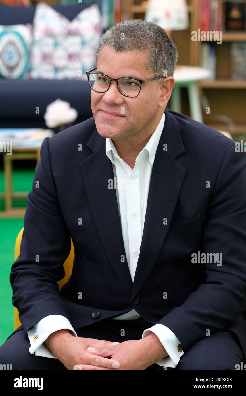 Hay Festival, Hay on Wye, Galles, Regno Unito – Sabato 4th giugno 2022 – Alok Sharma MP, Presidente del COP26 al Festival di Hay per parlare dei cambiamenti climatici. Foto Steven Maggio / Alamy Live News Foto Stock