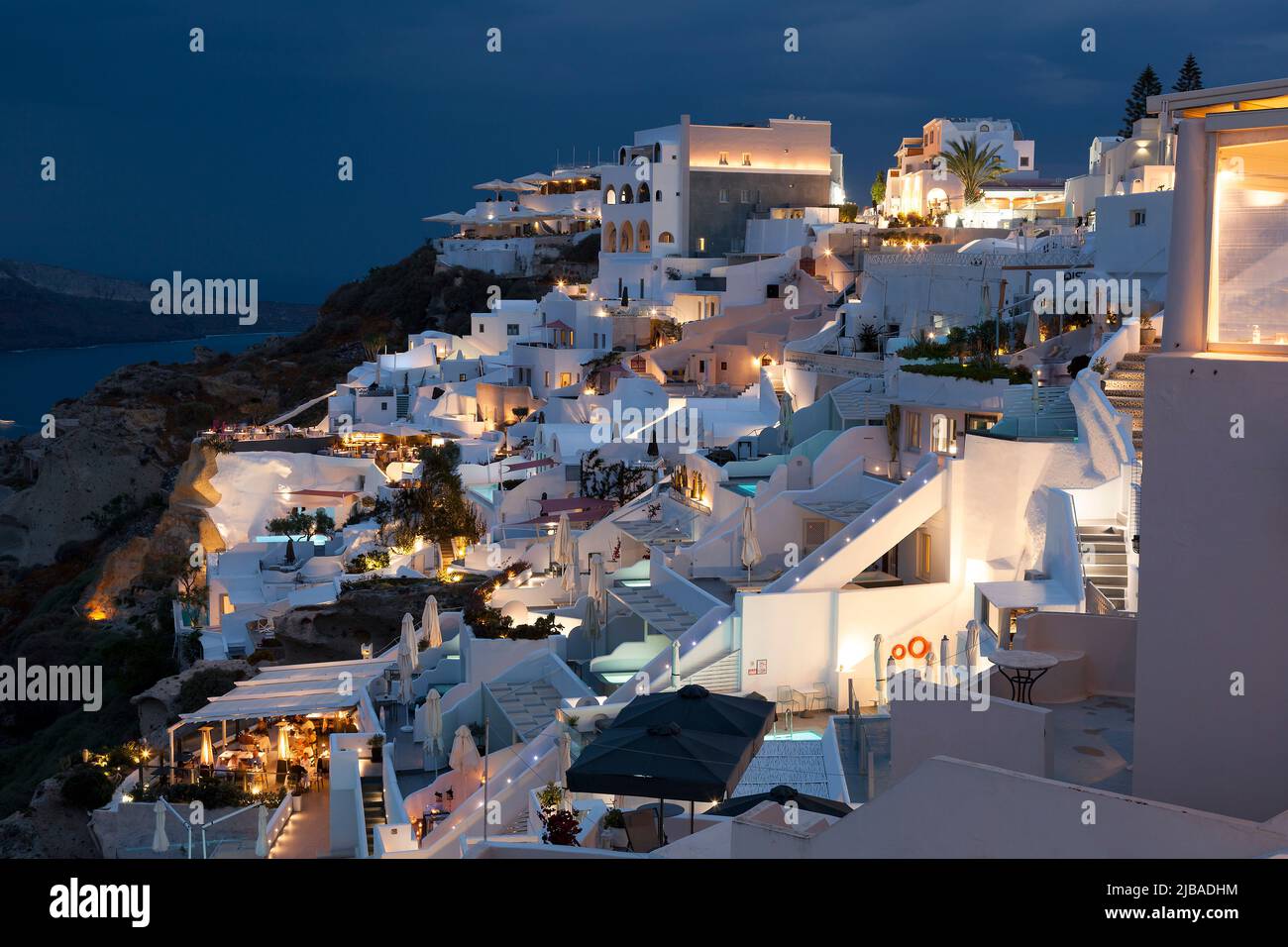 Villaggio di Oia, Santorini Cyclades isole, Grecia Foto Stock