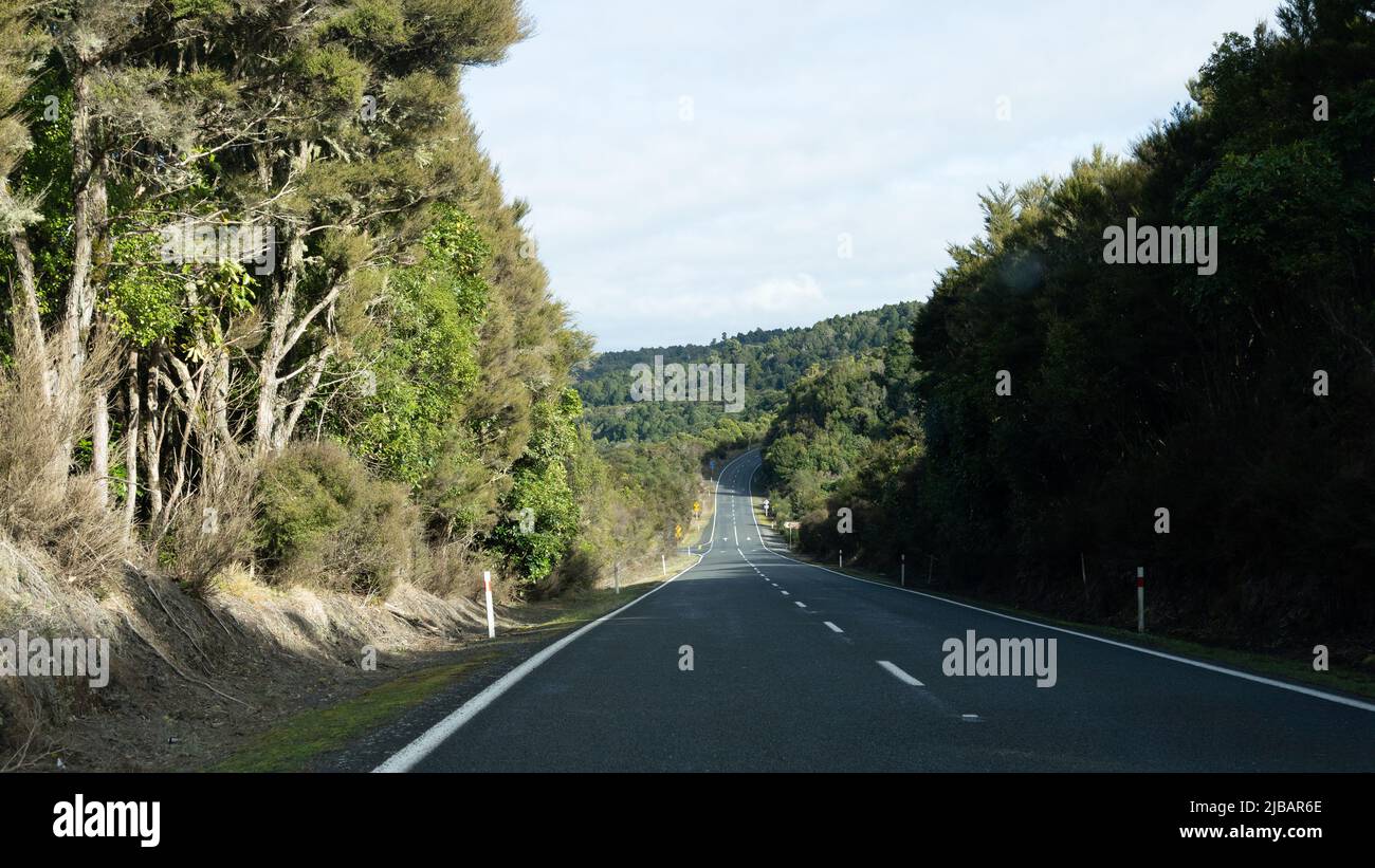 La Volcanic Loop Highway, una strada panoramica attraverso il Parco Nazionale di Tongariro, Nuova Zelanda Foto Stock