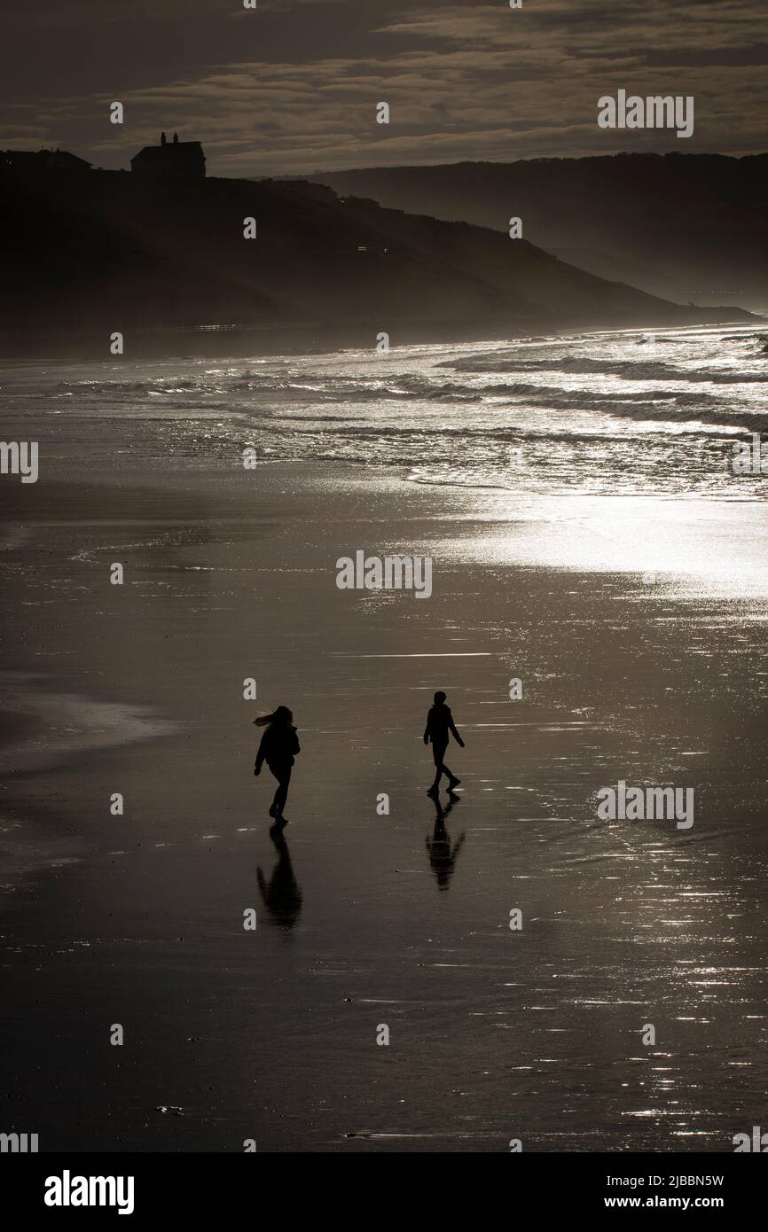 Whitby sulla costa dello Yorkshire Foto Stock