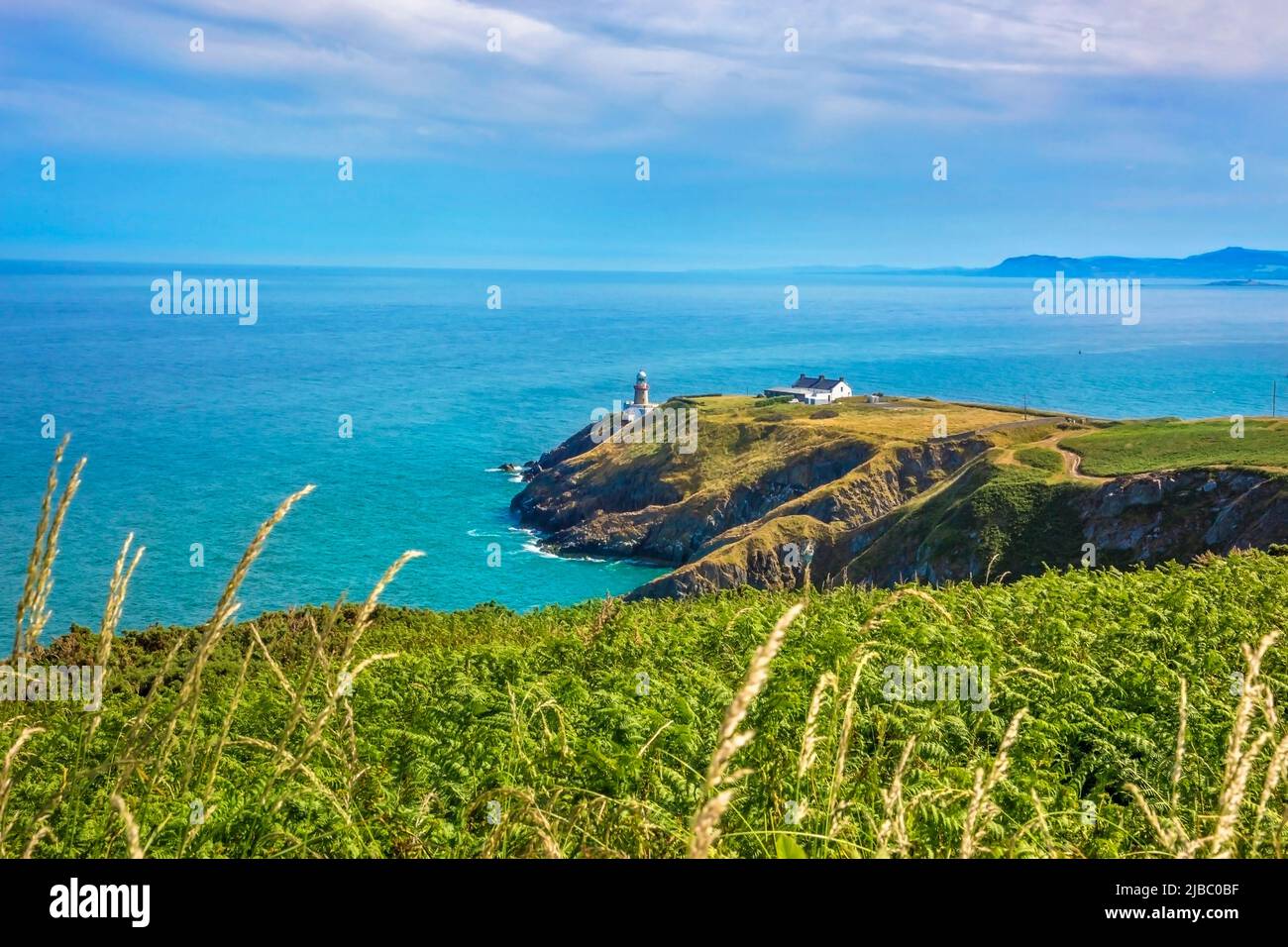 Howth Head con Baily Lighthouse, Dublino, Irlanda Foto Stock