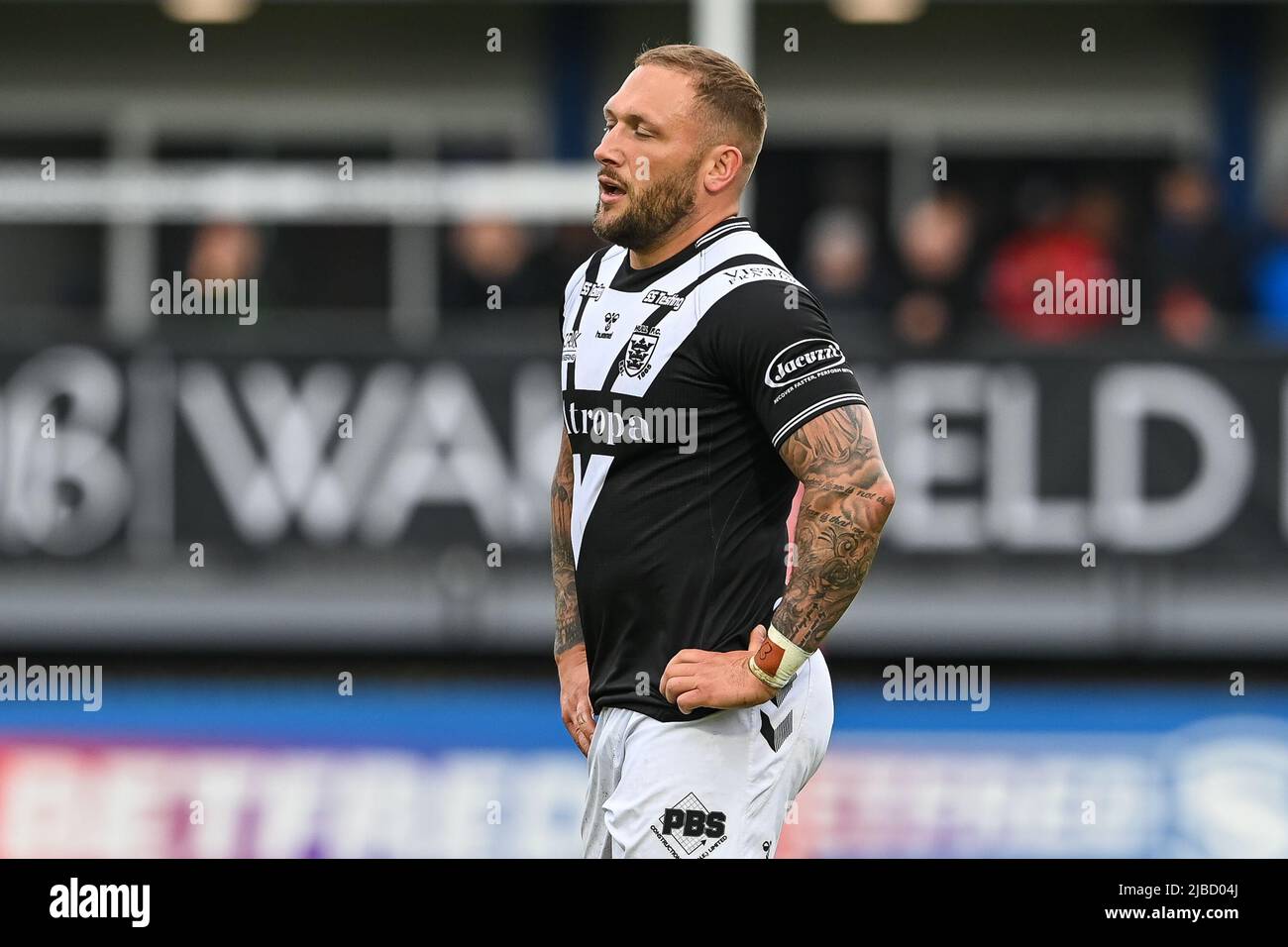 Josh Griffin (4) di Hull FC durante la partita in , il 6/5/2022. (Foto di Craig Thomas/News Images/Sipa USA) Foto Stock