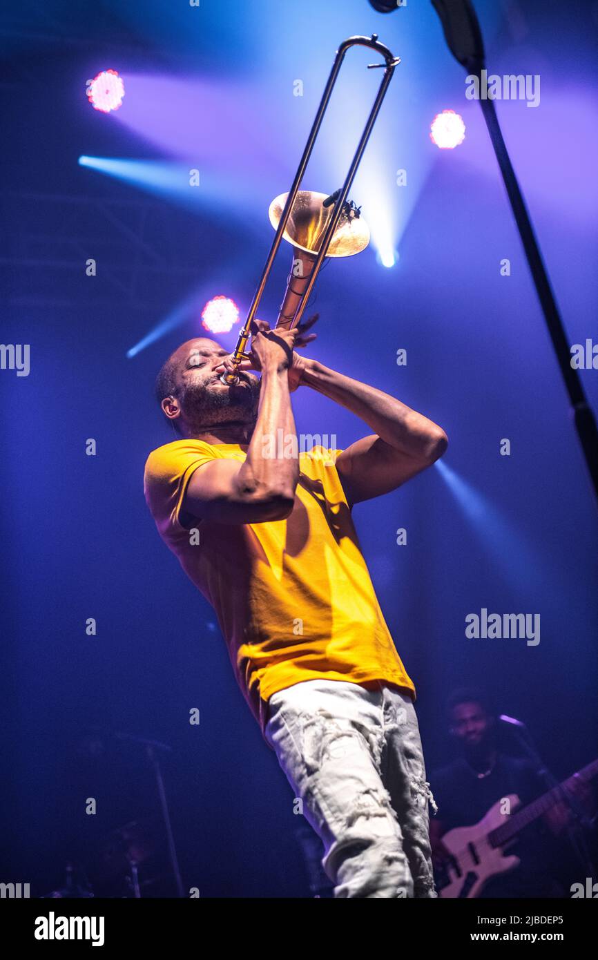 Trombone Shorty in esecuzione a Razzmatazz, Barcellona 3 giugno 2022. Fotografo: ALE Espaliat Foto Stock