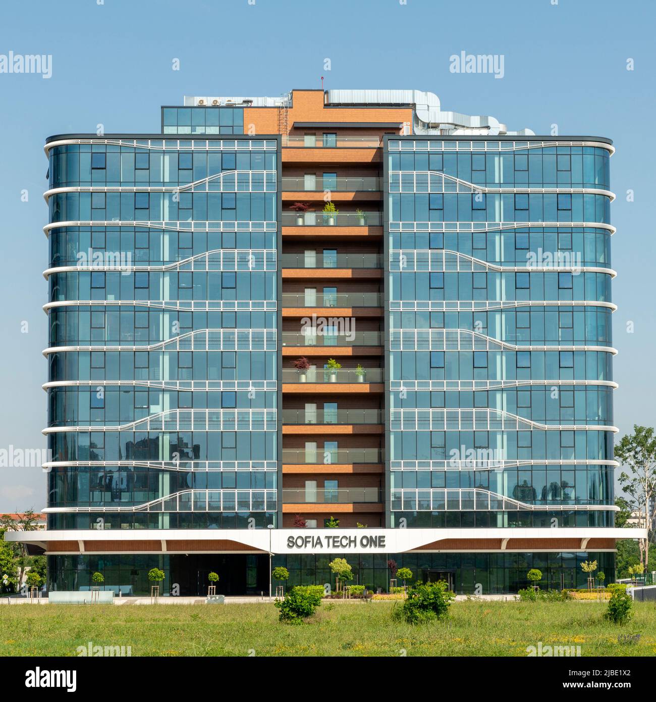 Sofia Tech un nuovo edificio per uffici esterno a Sofia Tech Park, Sofia, Bulgaria, Europa dell'Est, Balcani, UE Foto Stock
