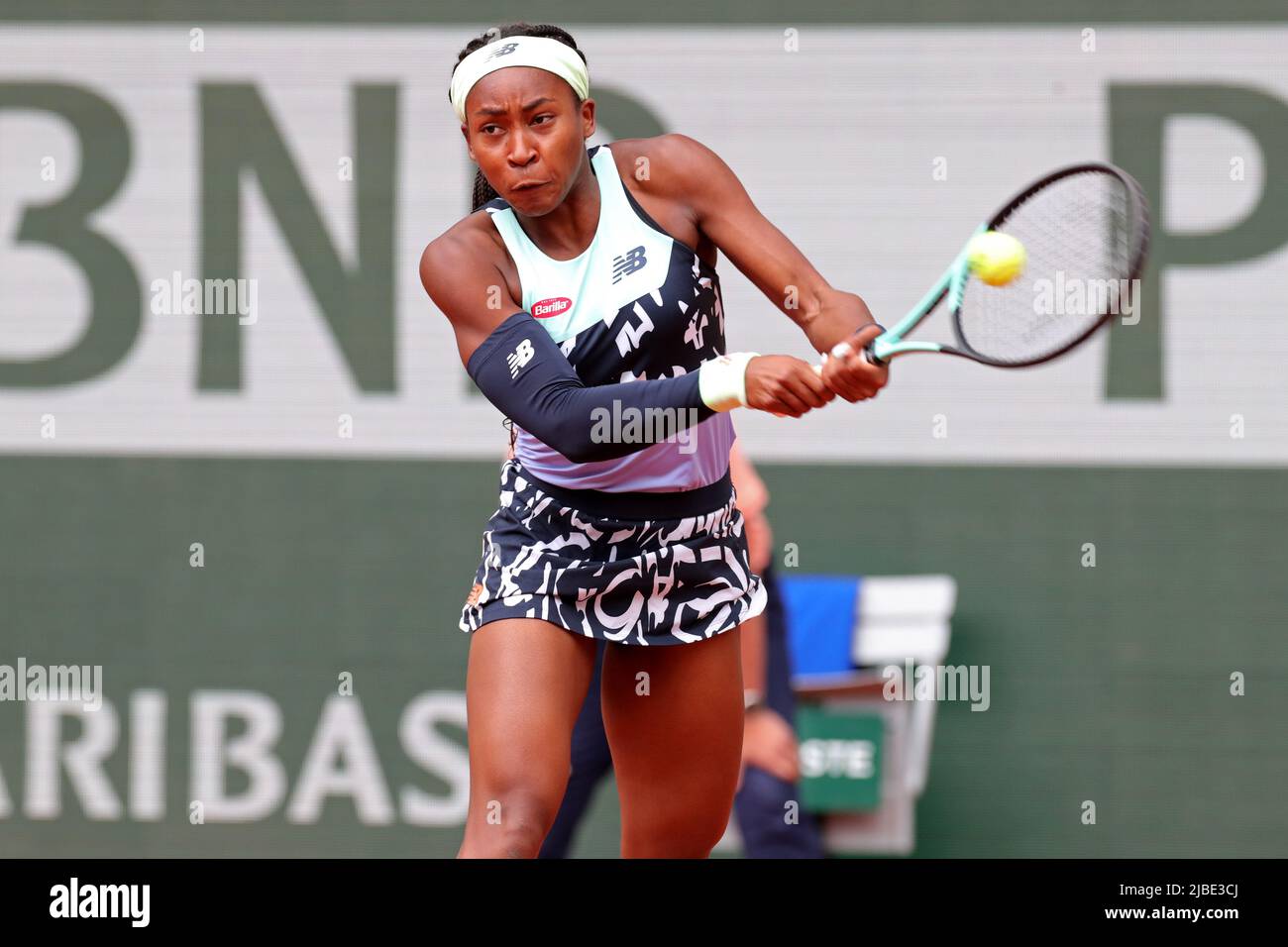 Parigi, Francia: 5th giugno 2022; Roland Garros, Parigi, Francia: Torneo Open di tennis francese, finale femminile doppio; Coco Gauff in azione durante la sua partita contro Caroline Garcia (fra) e Kristina Mladenovic (fra) Foto Stock