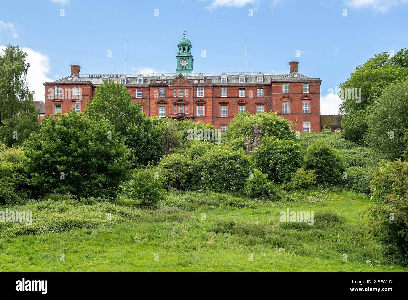 Shrewsbury School Boat Club sul fiume Severn, Shrewsbury, Shropshire, Inghilterra, Regno Unito. Foto Stock