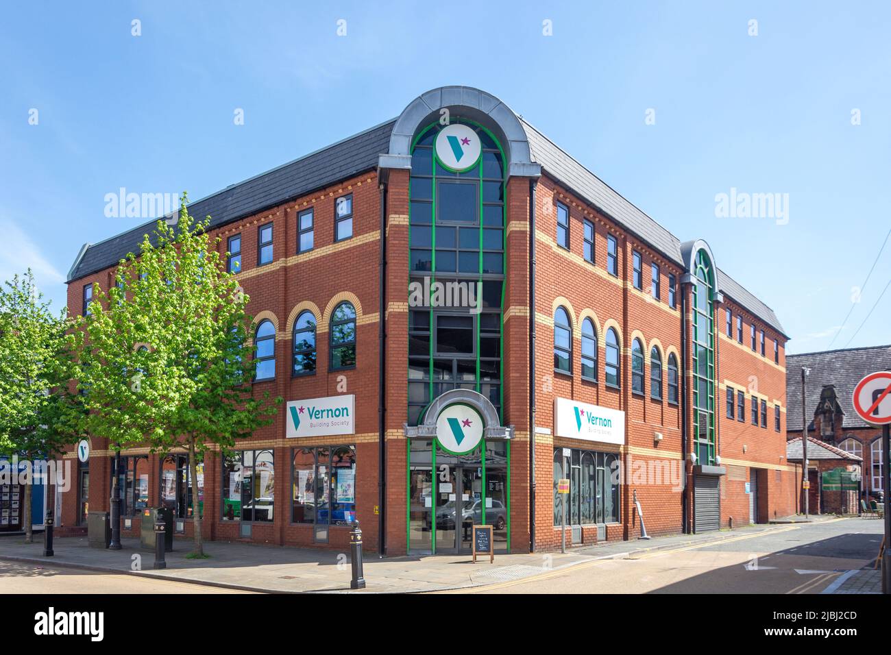 Vernon Building Society, St Petersgate, Stockport, Greater Manchester, Inghilterra, Regno Unito Foto Stock