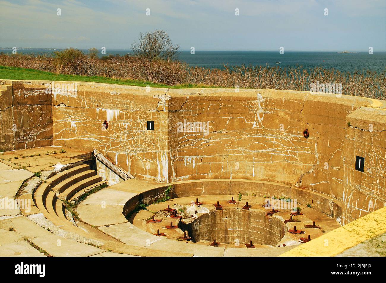 Fort Warren, un'installazione militare costruita durante la Guerra civile su Georges Island è ora parte della Boston Harbor Islands National Recreation Area Foto Stock