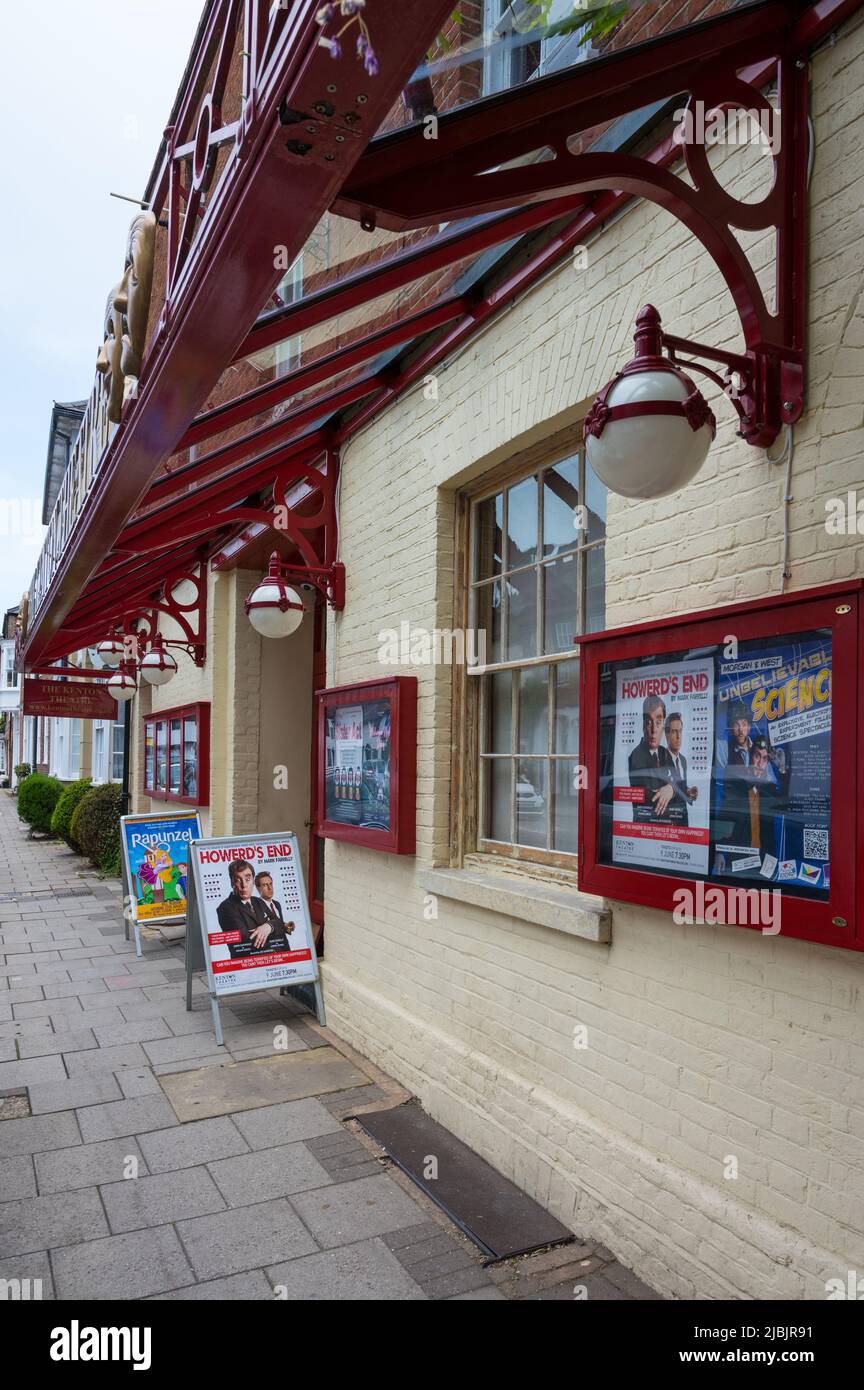 Facciata esterna del Kenton Theatre, un teatro e edificio classificato di grado II a New Street, Henley on Thames, Oxfordshire, Inghilterra, Regno Unito. Foto Stock