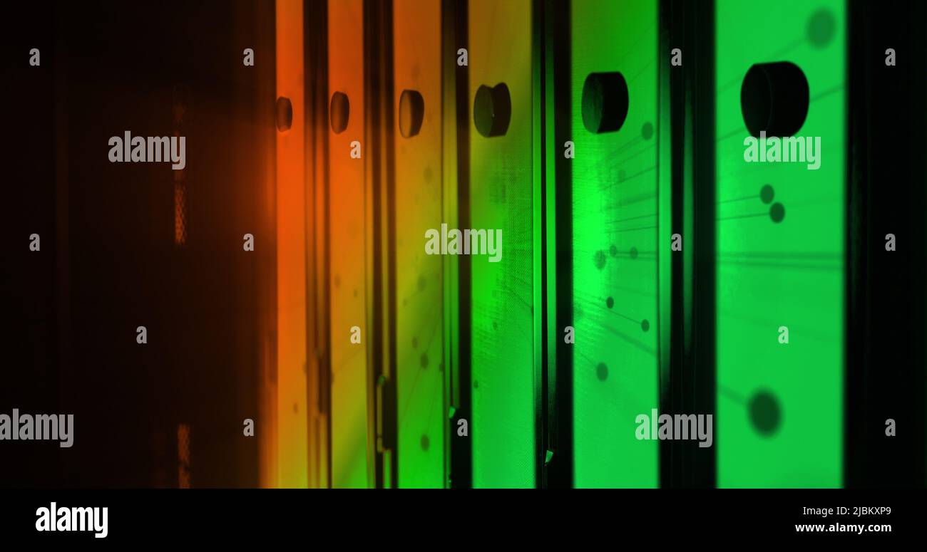 Immagine delle forme in movimento nella sala server Foto Stock