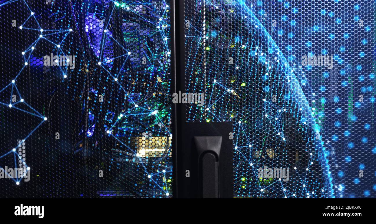 Immagine delle forme in movimento nella sala server Foto Stock