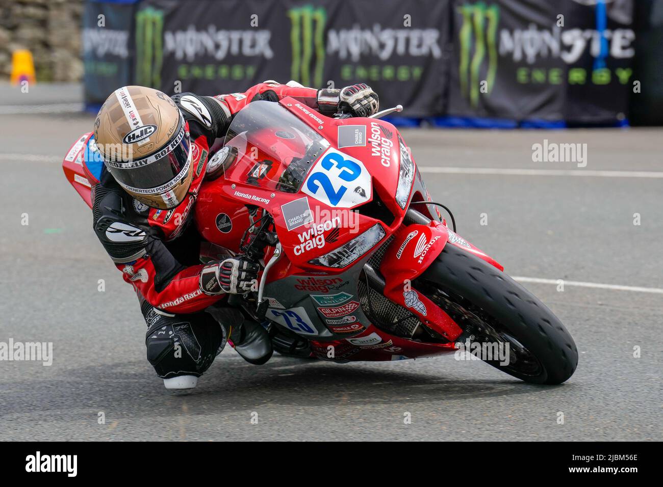 Douglas, isola di Man. 19th Jan 2022. Joey Thompson (600 Honda) in rappresentanza del team Wilson Craig Racing durante il Monster Energy Supersport TT Race 1 all'Isola di Man, Douglas, Isola di Man il 6 giugno 2022. Foto di David Horn/prime Media Images Credit: Prime Media Images/Alamy Live News Foto Stock