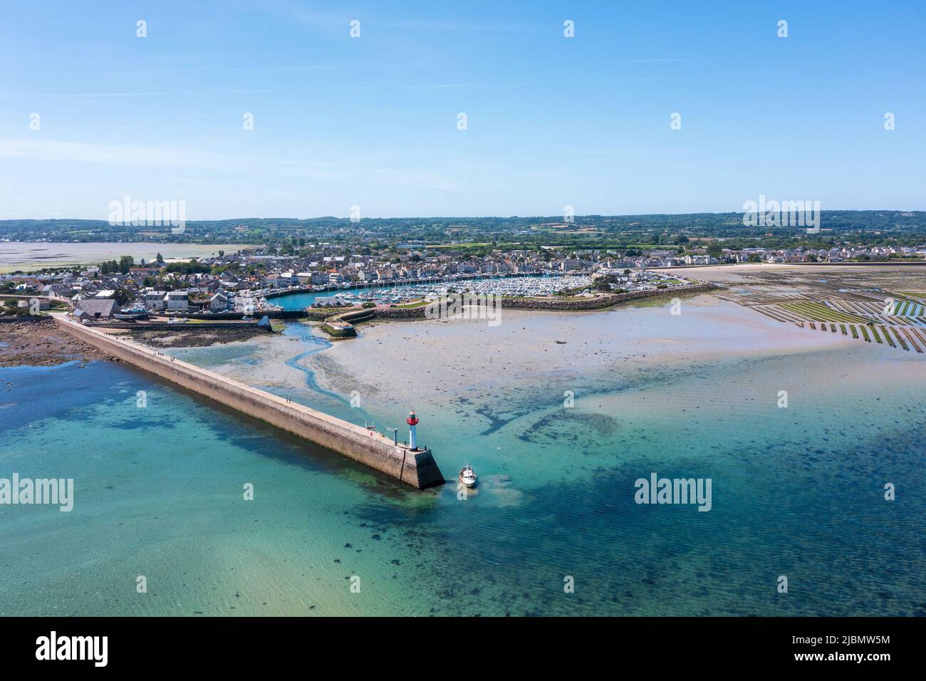 Vue aérienne du Port de Saint-Vaast-la-Hougue, Francia, Manica Foto Stock