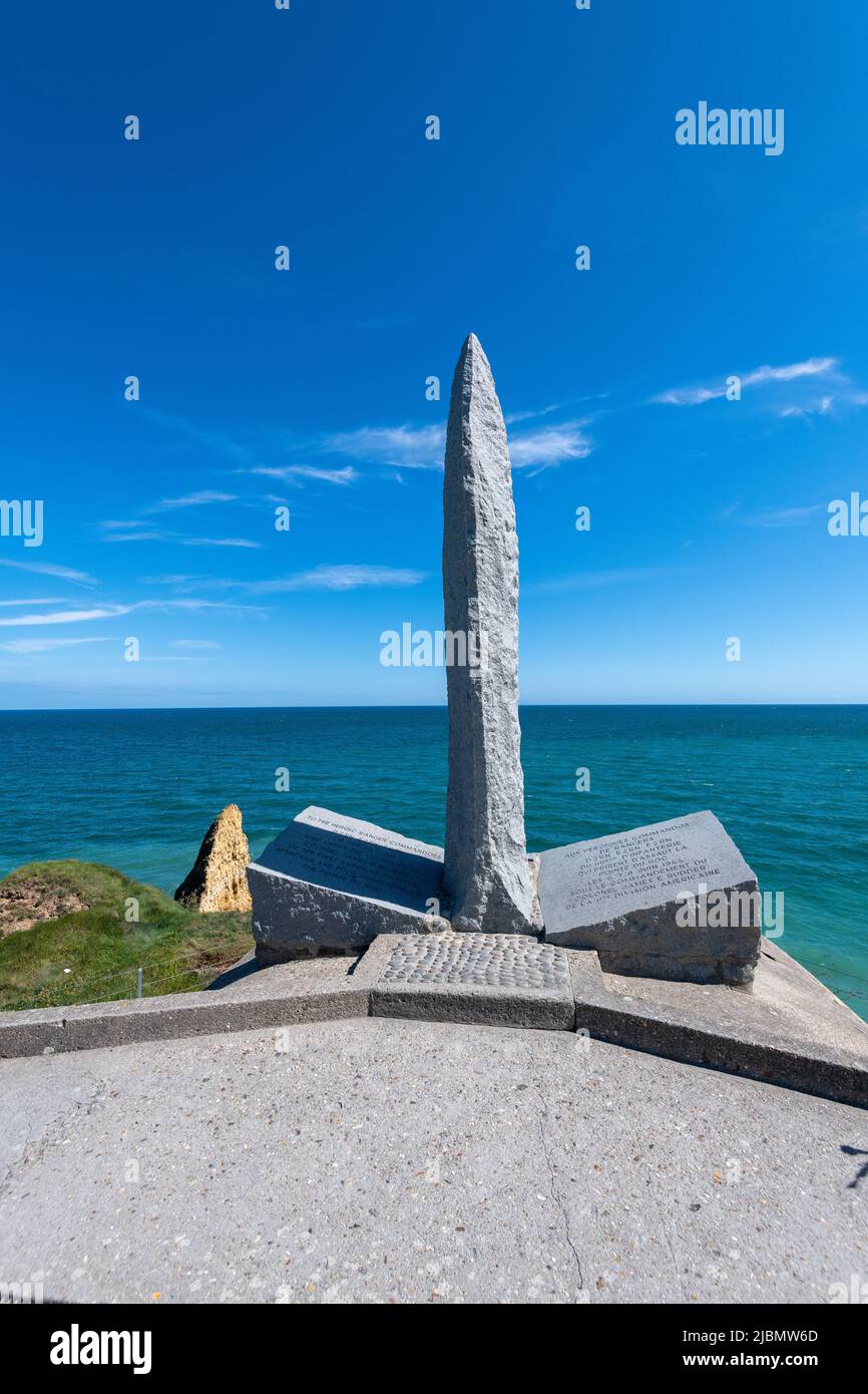 Monument en hommage aux rangers, sis à la pointe du Hoc, commune de Cricqueville-en-Bessin (Calvados) Foto Stock