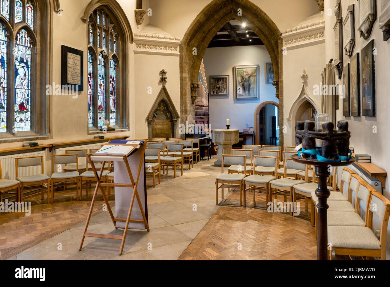 Interno della Cappella di San Giovanni Battista a Launde Abbey dalla parte anteriore Foto Stock