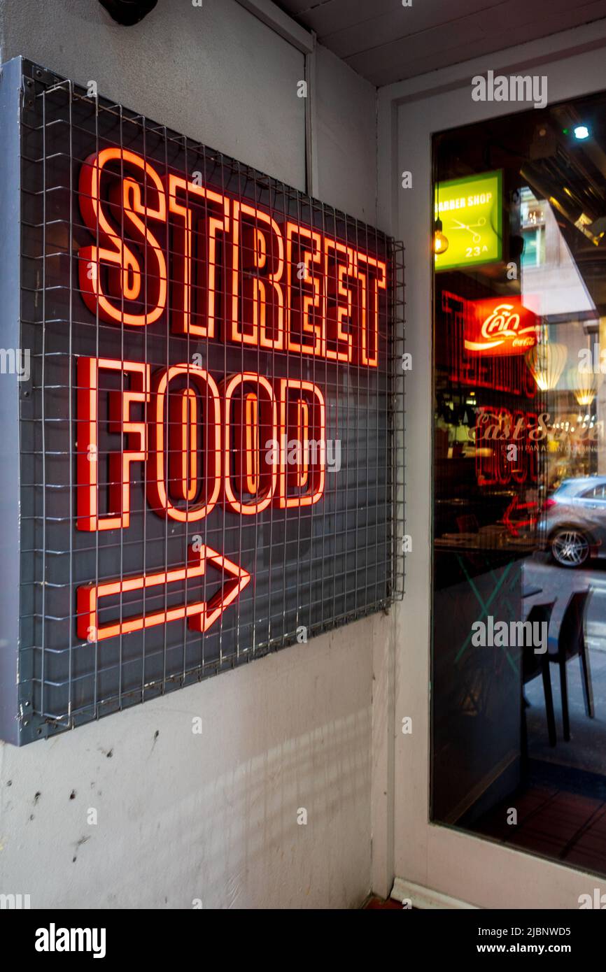 East Street Restaurant Fitzrovia London - ristorante di stile Street food dell'Asia orientale vicino a Oxford Street nel centro di Londra - parte del gruppo Tappopo. Foto Stock