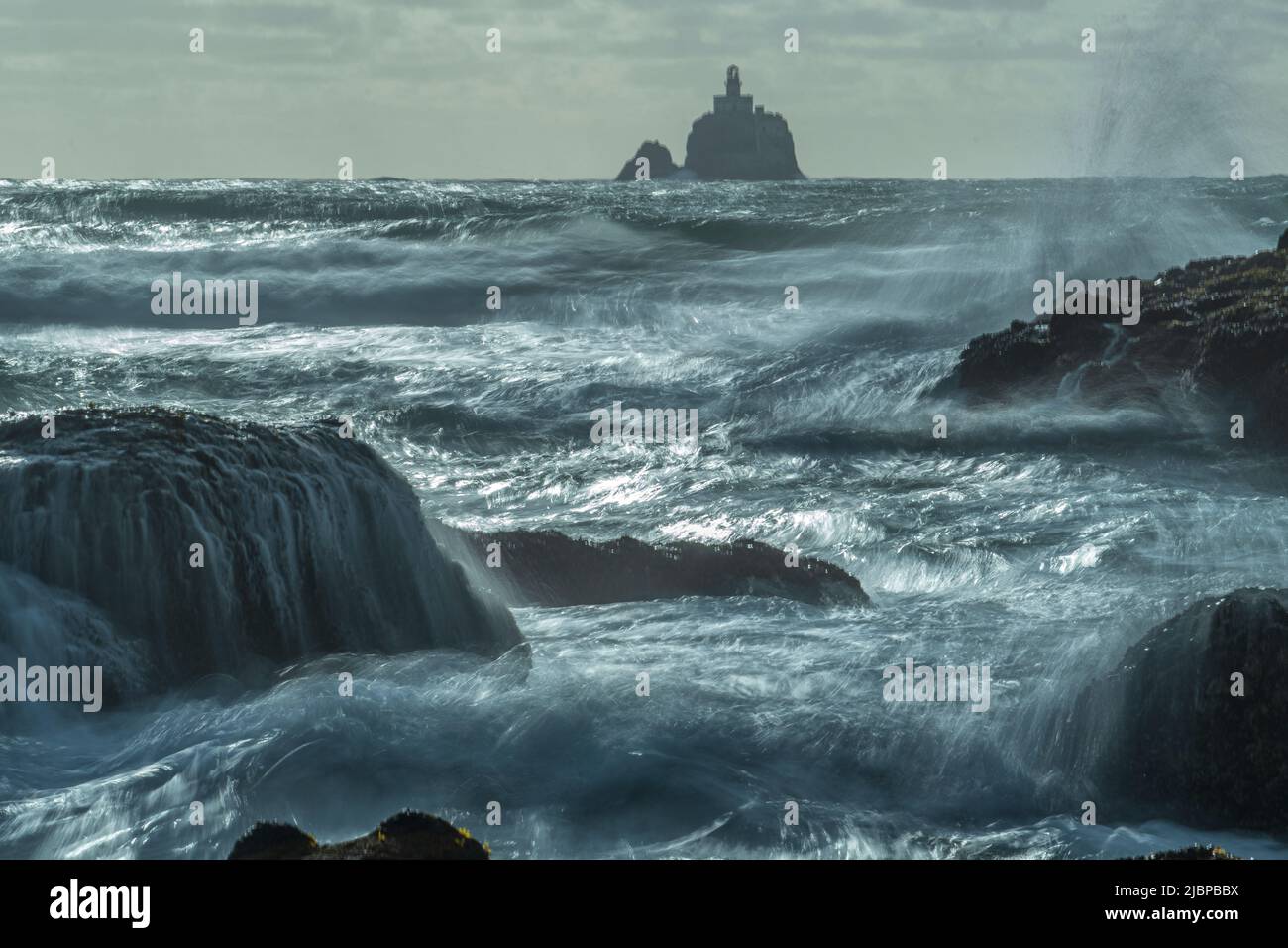 USA, Oregon Coast, Oregon, Clatsop County, Cannon Beach, Faro di Tillamook Foto Stock