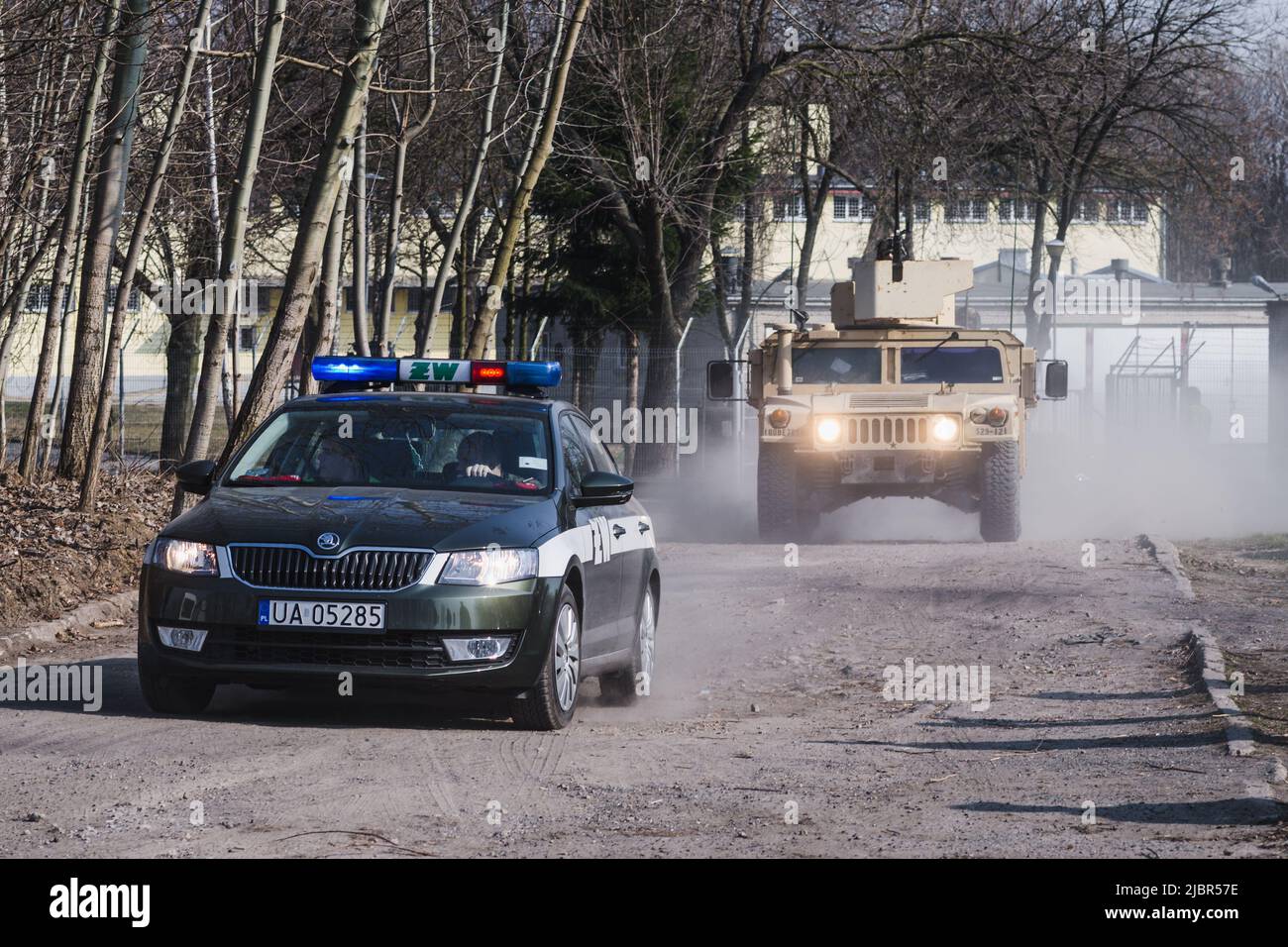 Lublino, Polonia - 25 marzo 2015: Veicolo dell'esercito degli Stati Uniti (vettore del personale Armored) Humvee passando le strade della città Foto Stock