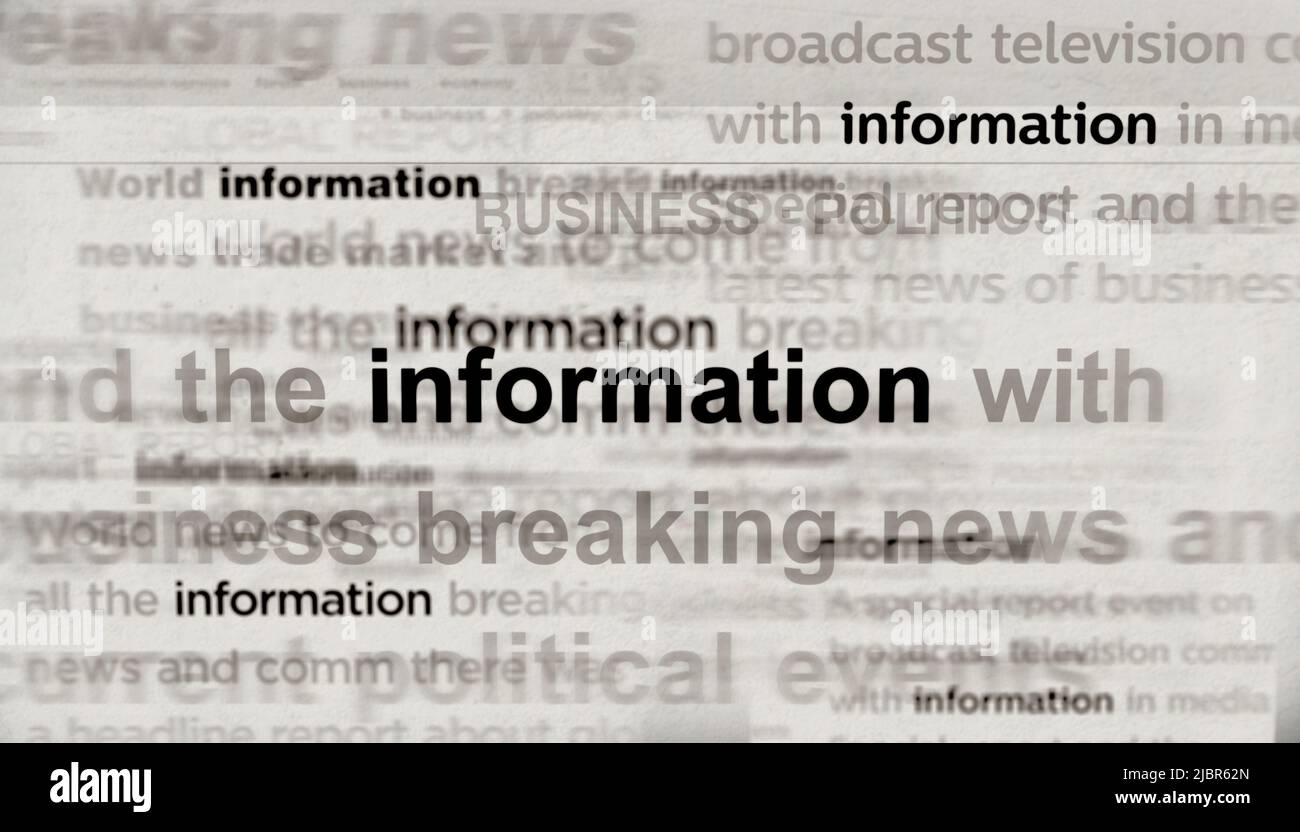 Notizie di headline attraverso i media internazionali con informazione e comunicazione. Concetto astratto di titoli di notizie che trasmettono su display di rumore. Problema della TV Foto Stock