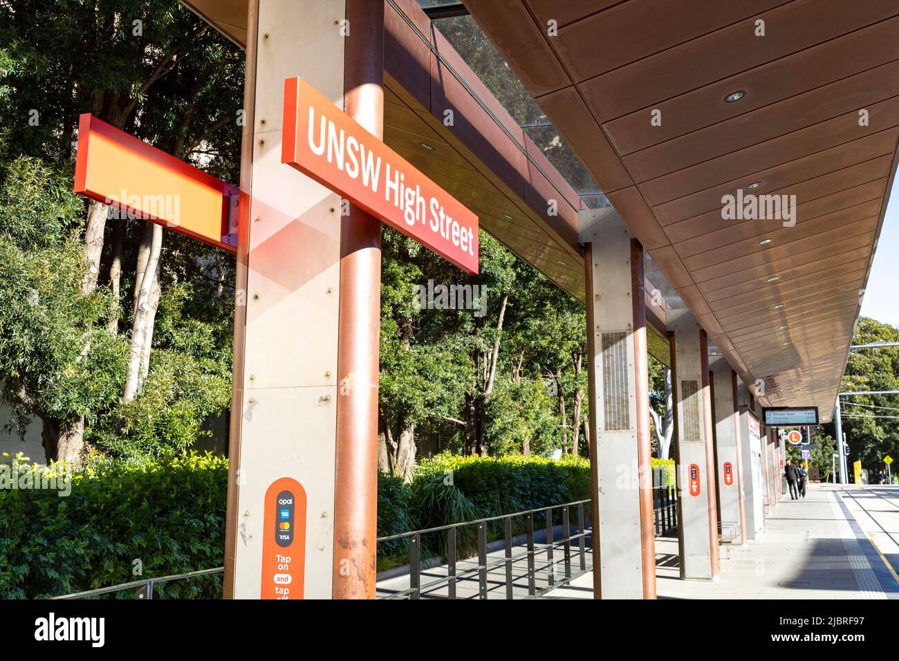 NON SW. La stazione della metropolitana leggera di High Street ferma al campus UNSW University di Kensington, sobborghi orientali di Sydney, Australia Foto Stock