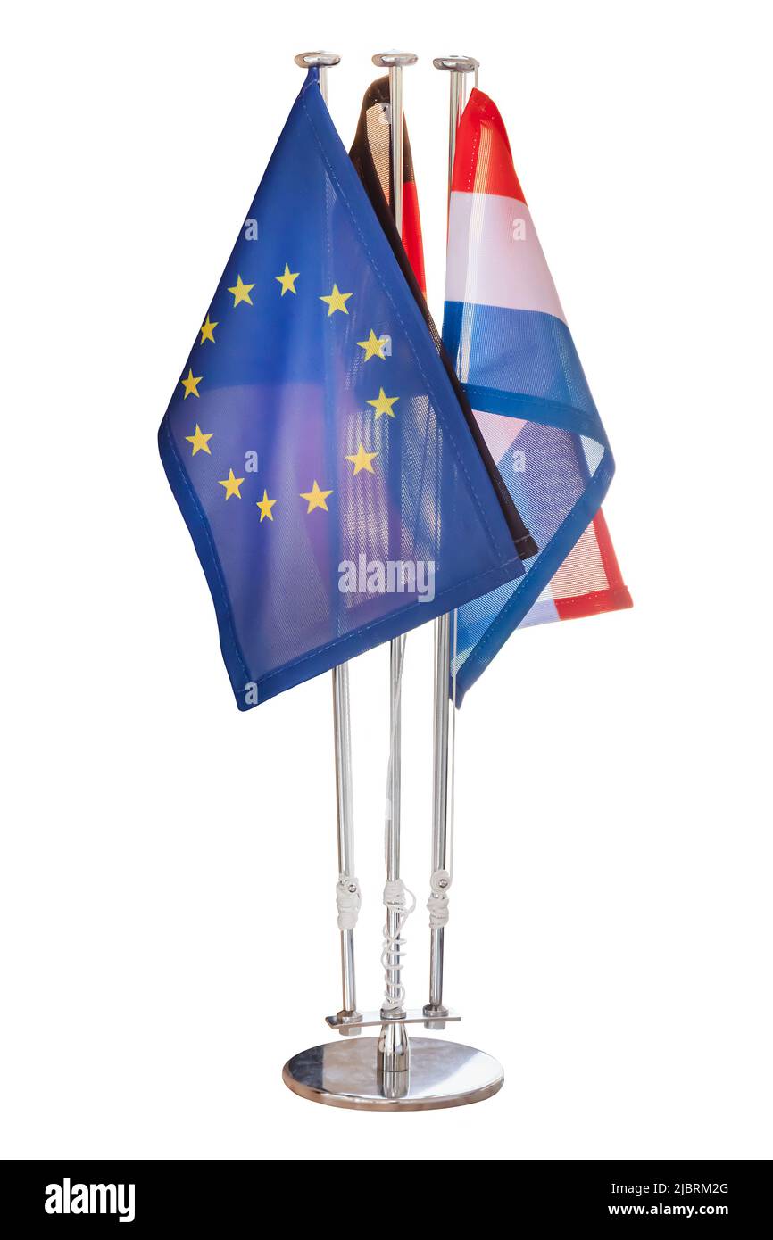 Insieme di una bandiera della conferenza olandese e dell'Unione europea isolata su sfondo bianco Foto Stock