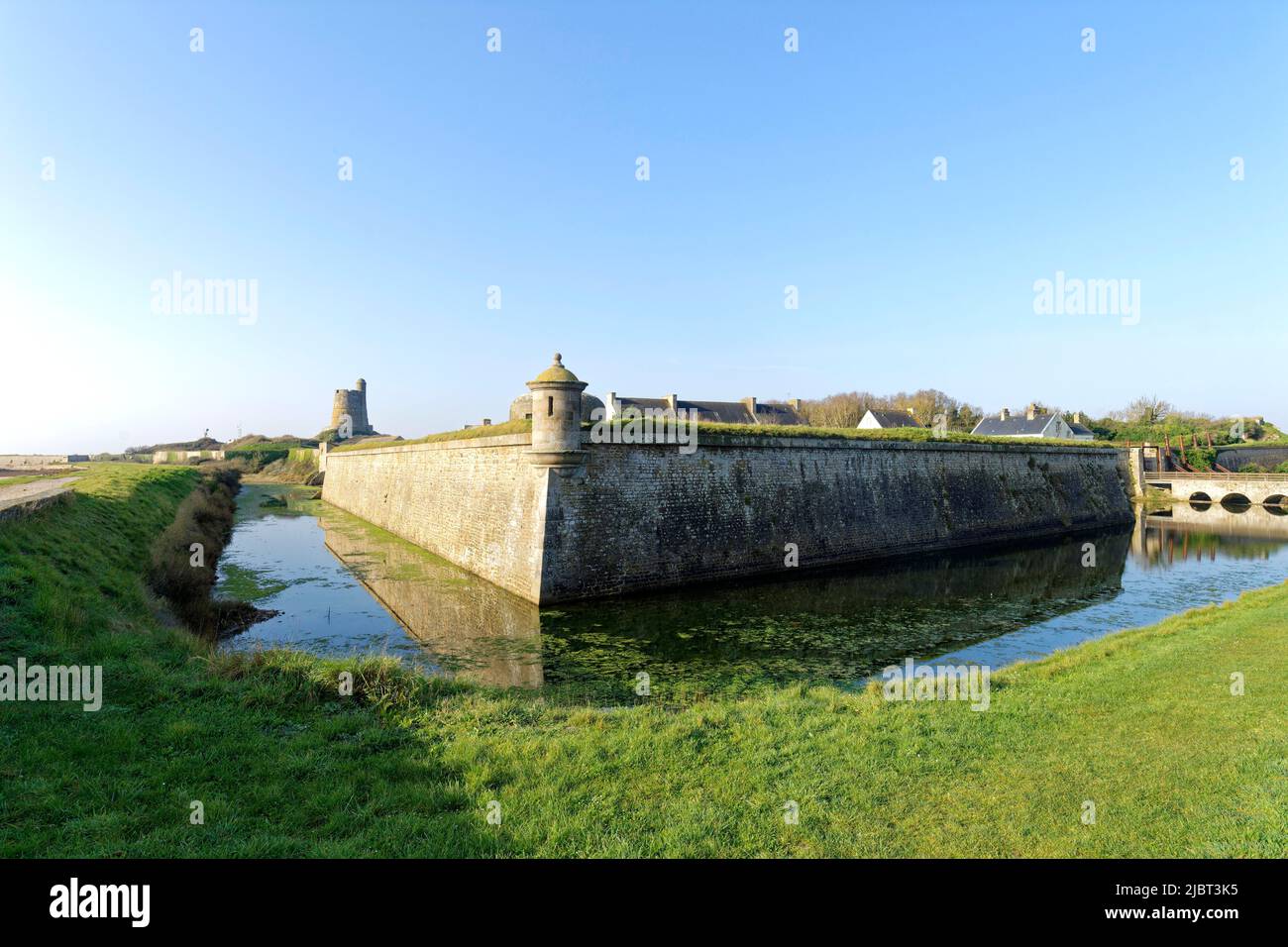 Francia, Manica, Cotentin, Val de Saire, Saint Vaast la Hougue, Pointe de la Hougue, Fort de la Hougue e Tour Vauban elencati come Patrimonio Mondiale dell'UNESCO Foto Stock