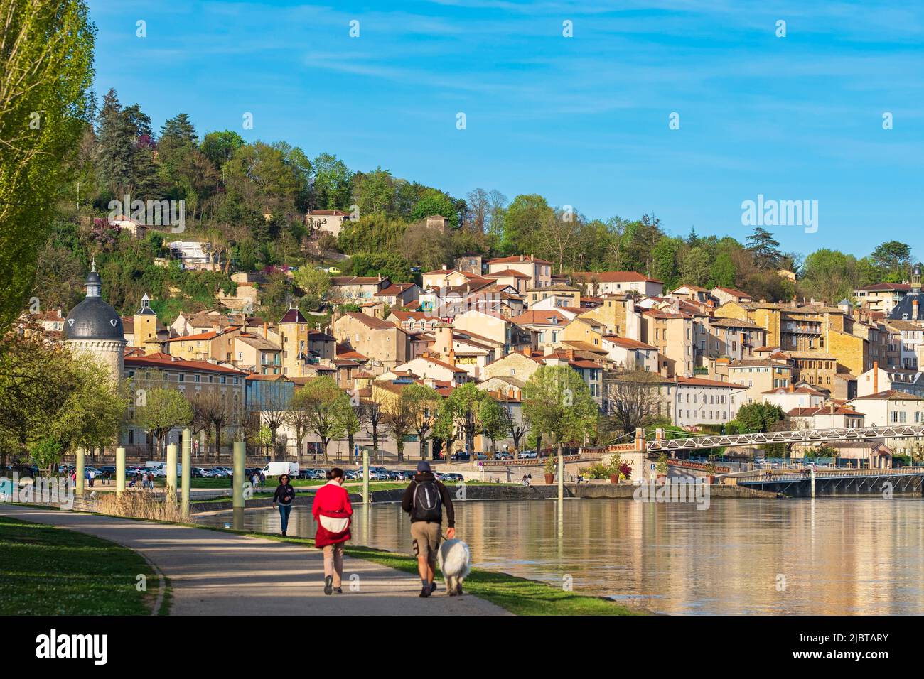 Francia, Ain, Trevoux, l'alzaia sulle rive del fiume Saone Foto Stock