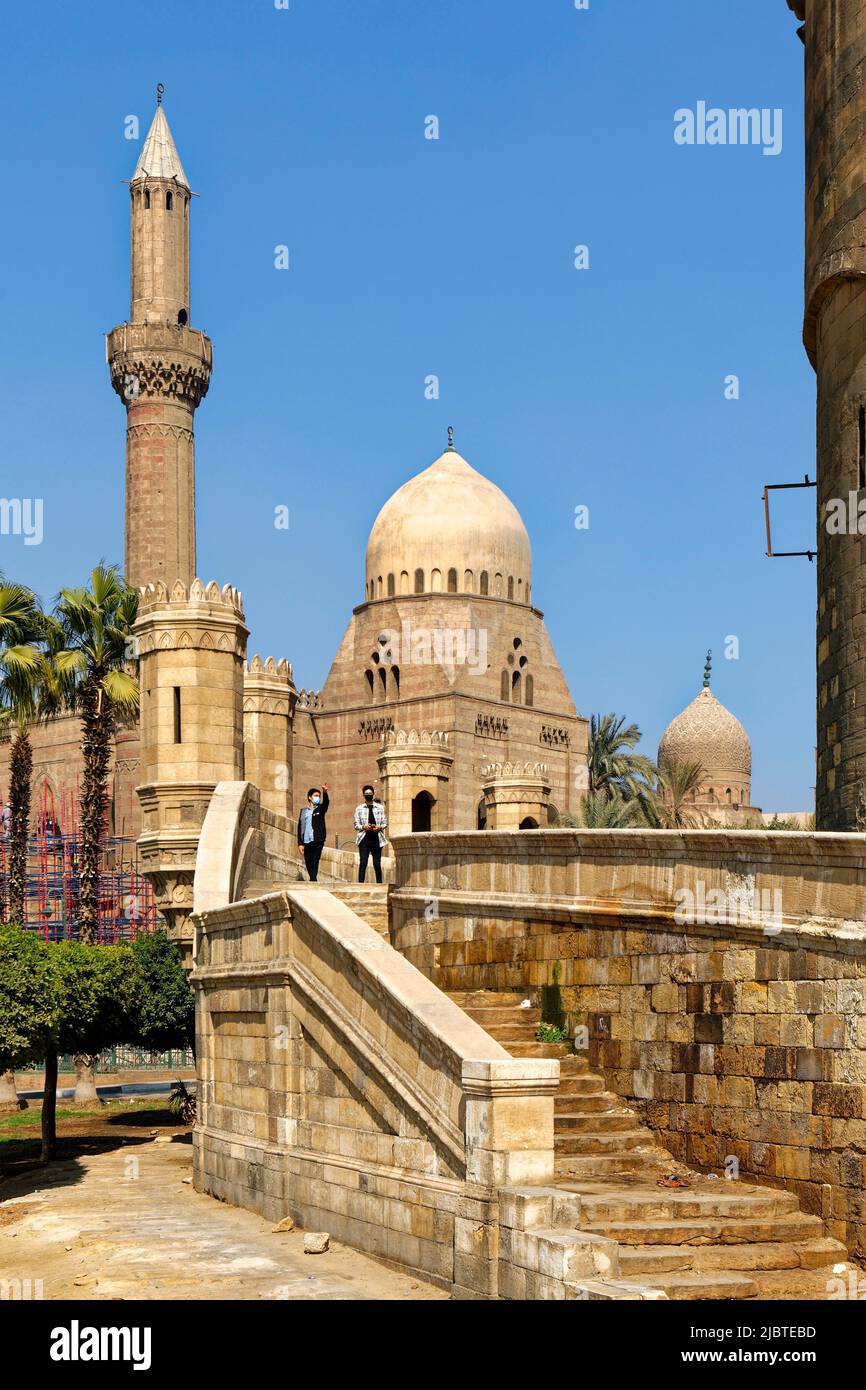 Egitto, Cairo, città vecchia dichiarata Patrimonio Mondiale dell'Umanità dall'UNESCO, i remparts della Cittadella e al Mahmoudeya moschea Foto Stock