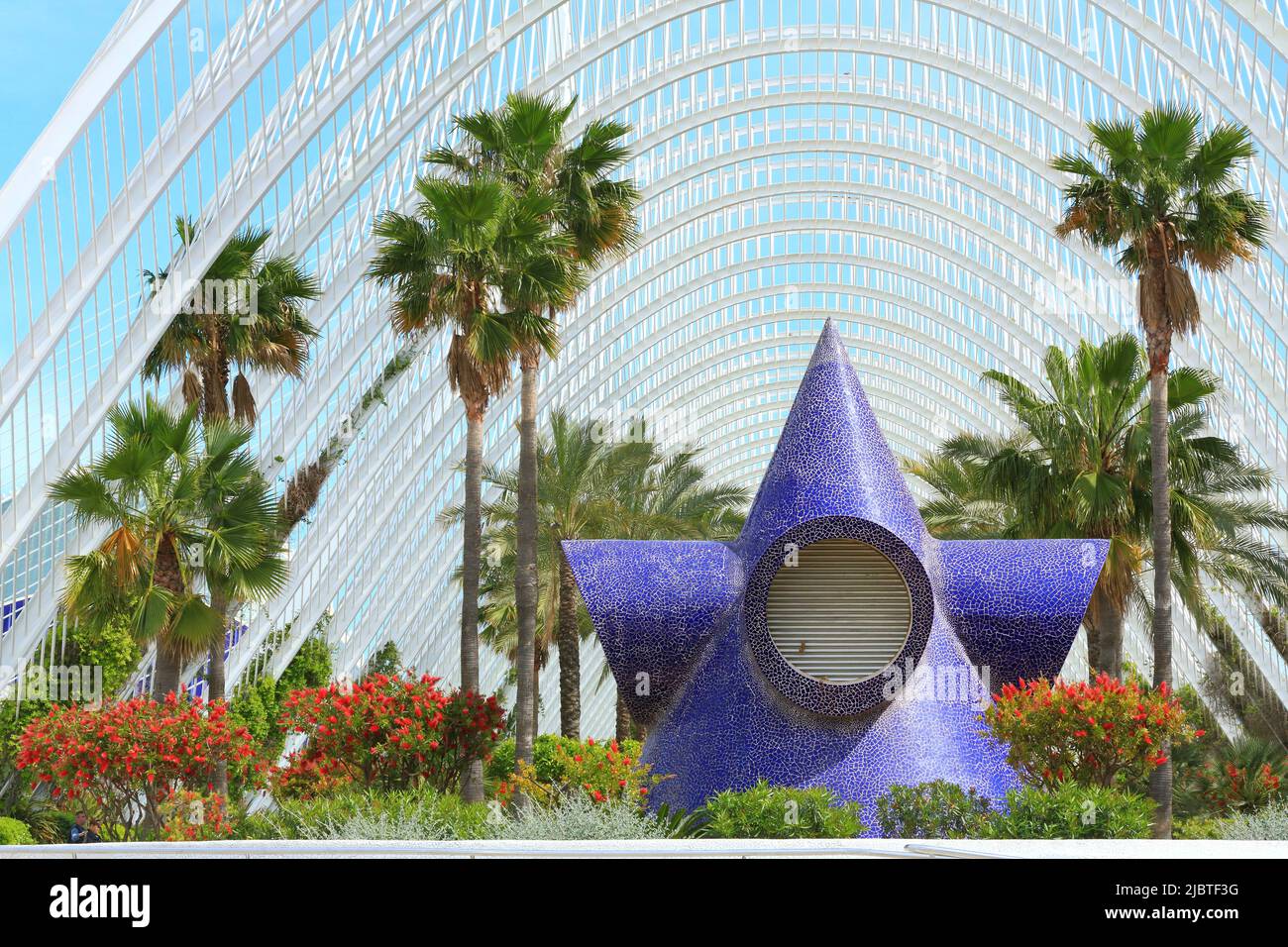 Spagna, Valencia, Città delle Arti e delle Scienze (Ciudad de las Artes y las Ciencias), complesso culturale progettato dall'architetto Santiago Calatrava, Umbracle (giardino pubblico) Foto Stock