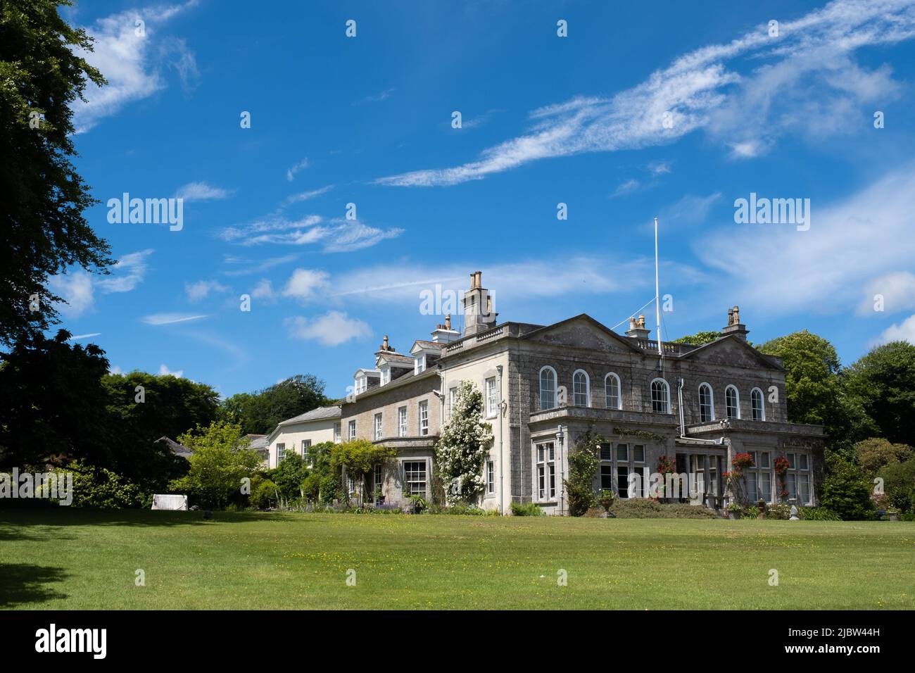 Trengwainton, un'enorme residenza di campagna in stile georgiano, adagiata su acri di splendidi giardini con vista mare. Casa è privato, giardini National Trust Foto Stock