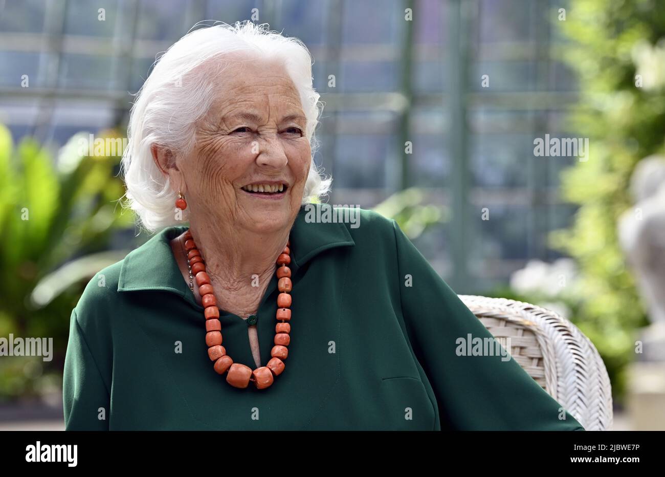 La Piccola Comunita' Religiosa Tipica Del Belgio Bruxelles, Belgio, 08 giugno 2022. La Regina Paola del Belgio è