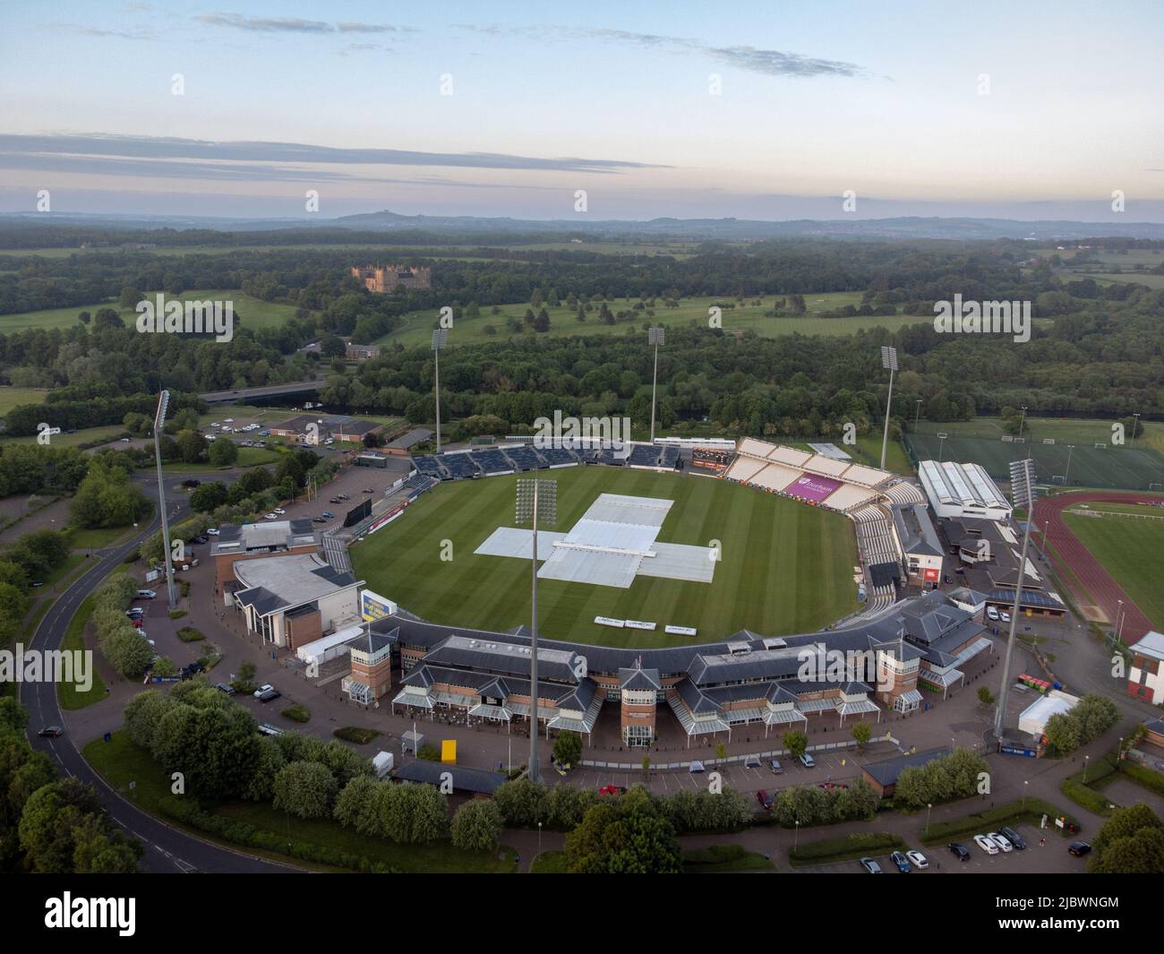 Il Riverside Ground, noto per motivi di sponsorizzazione come il Seat Unique Riverside, è una sede di cricket a Chester-le-Street, nella contea di Durham, Inghilterra. Foto Stock